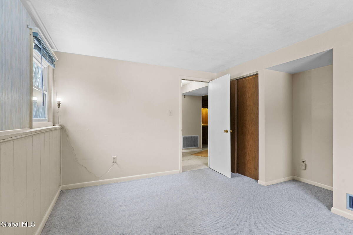 #36 photo, 1041 Gates Drive, Schenectady , NY 12306