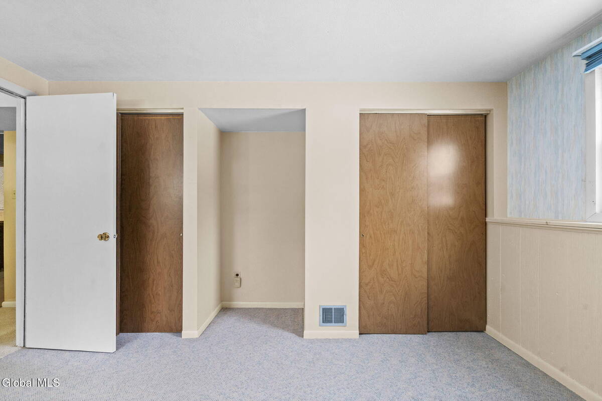 #38 photo, 1041 Gates Drive, Schenectady , NY 12306