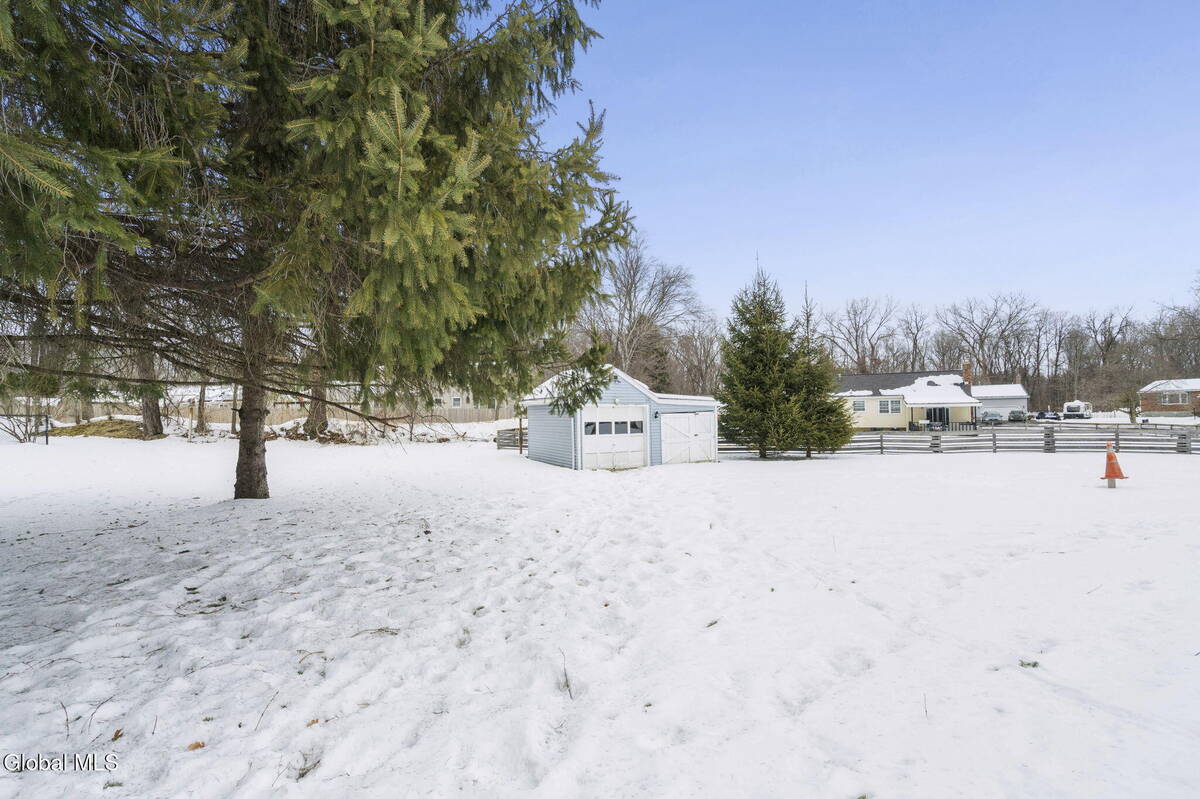 #46 photo, 1041 Gates Drive, Schenectady , NY 12306