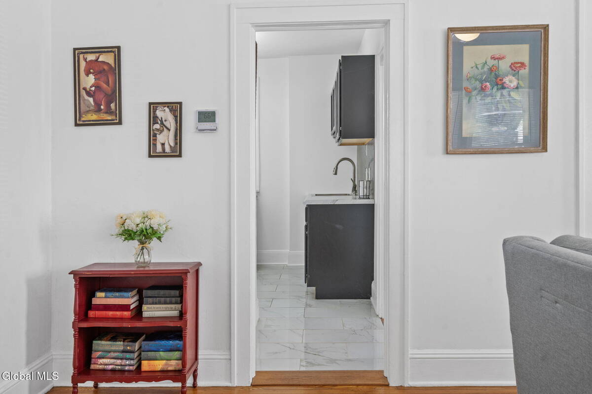 #16 photo, 10 Jesse Court, Troy , NY 12180