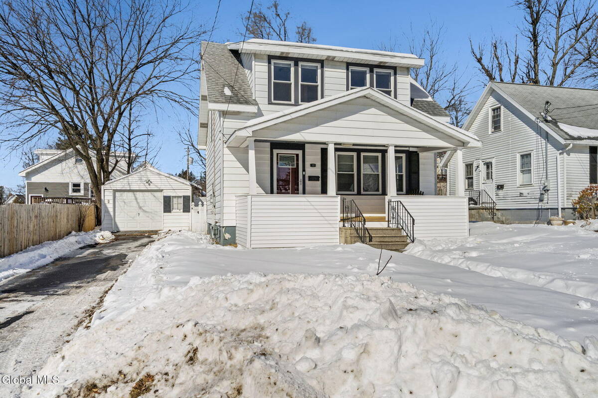 #2 photo, 10 Jesse Court, Troy , NY 12180