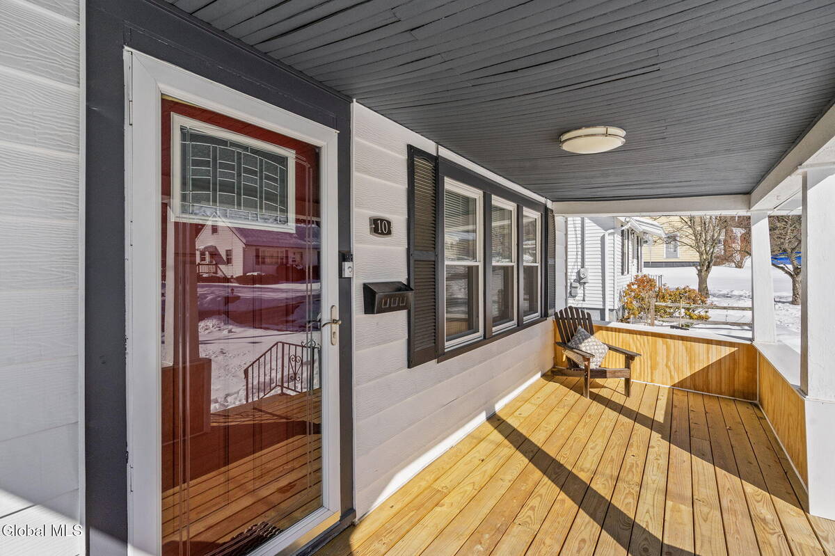 #4 photo, 10 Jesse Court, Troy , NY 12180