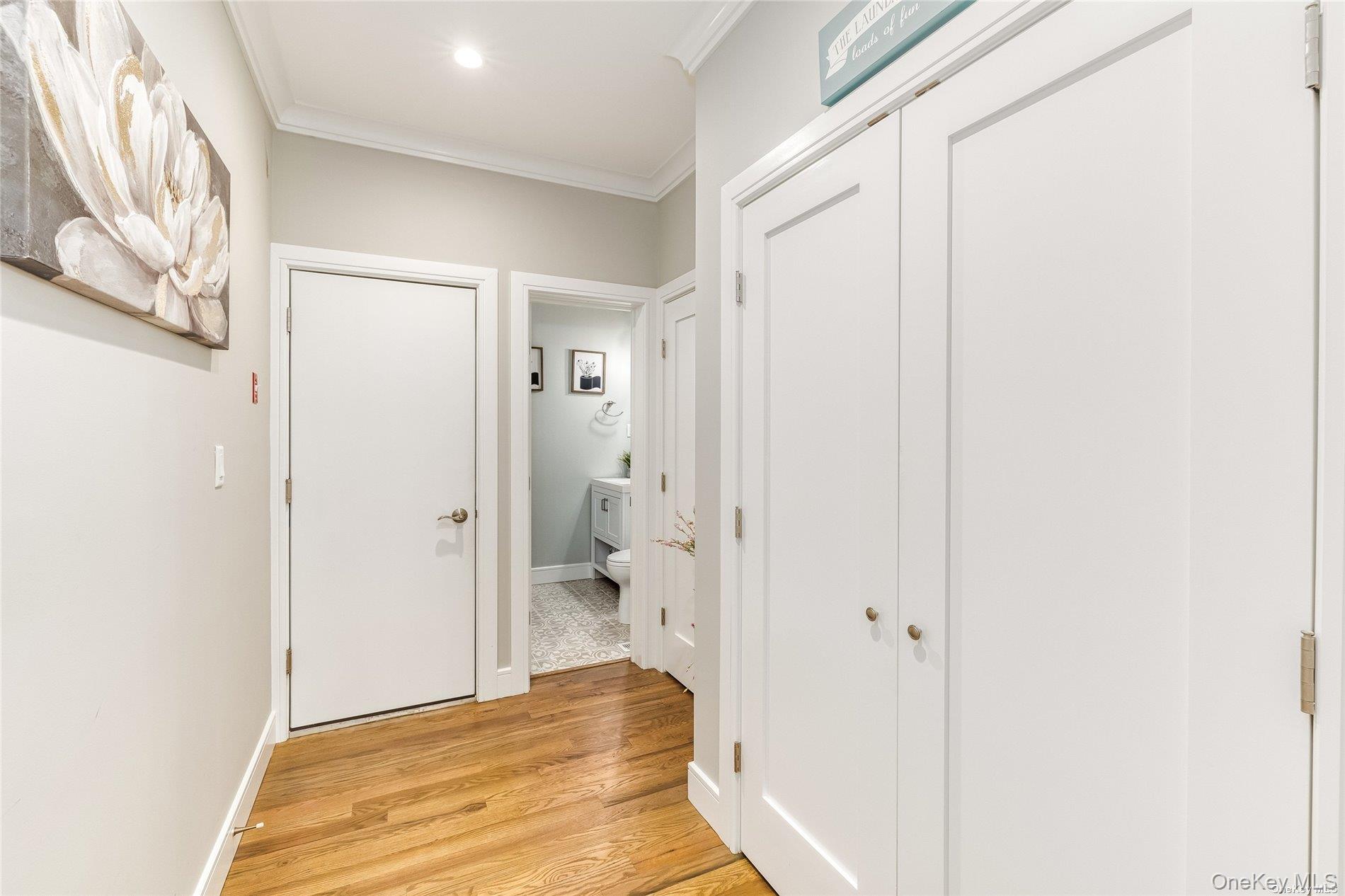 #10 photo, 72 W Marine Avenue, Lindenhurst , NY 11757