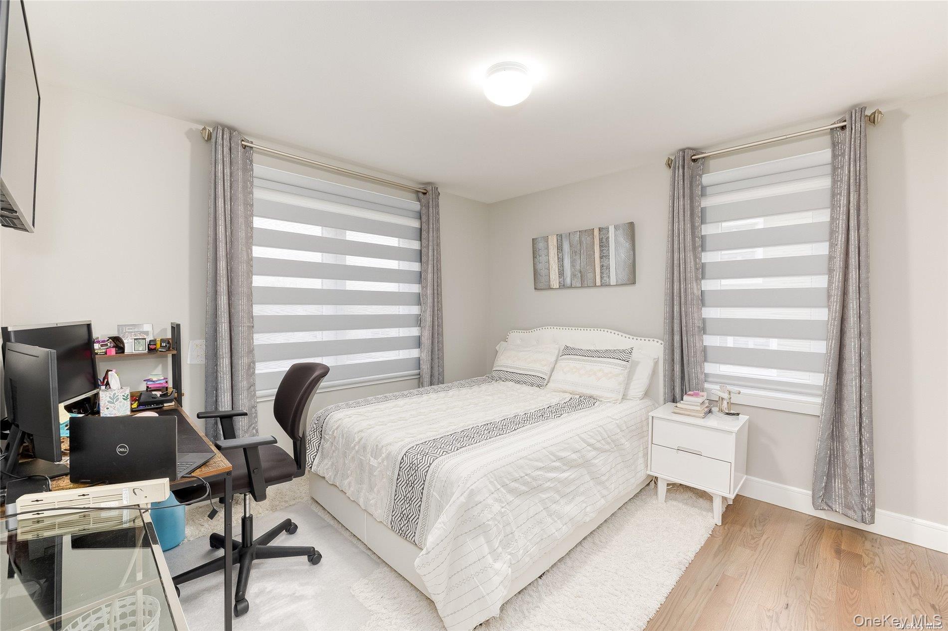 #17 photo, 72 W Marine Avenue, Lindenhurst , NY 11757