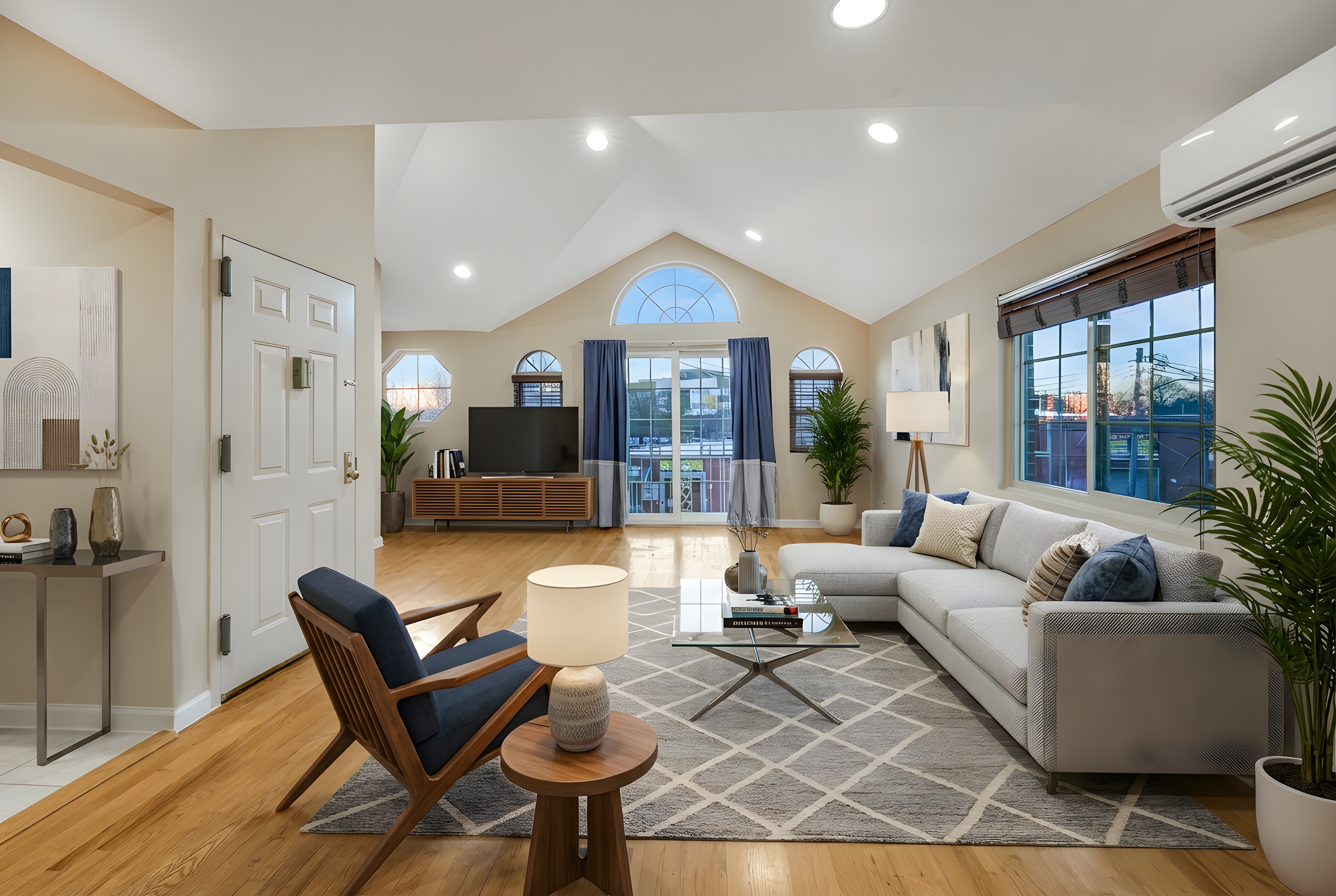 #1 photo, 88-10 70th Road, Forest Hills , NY 11375