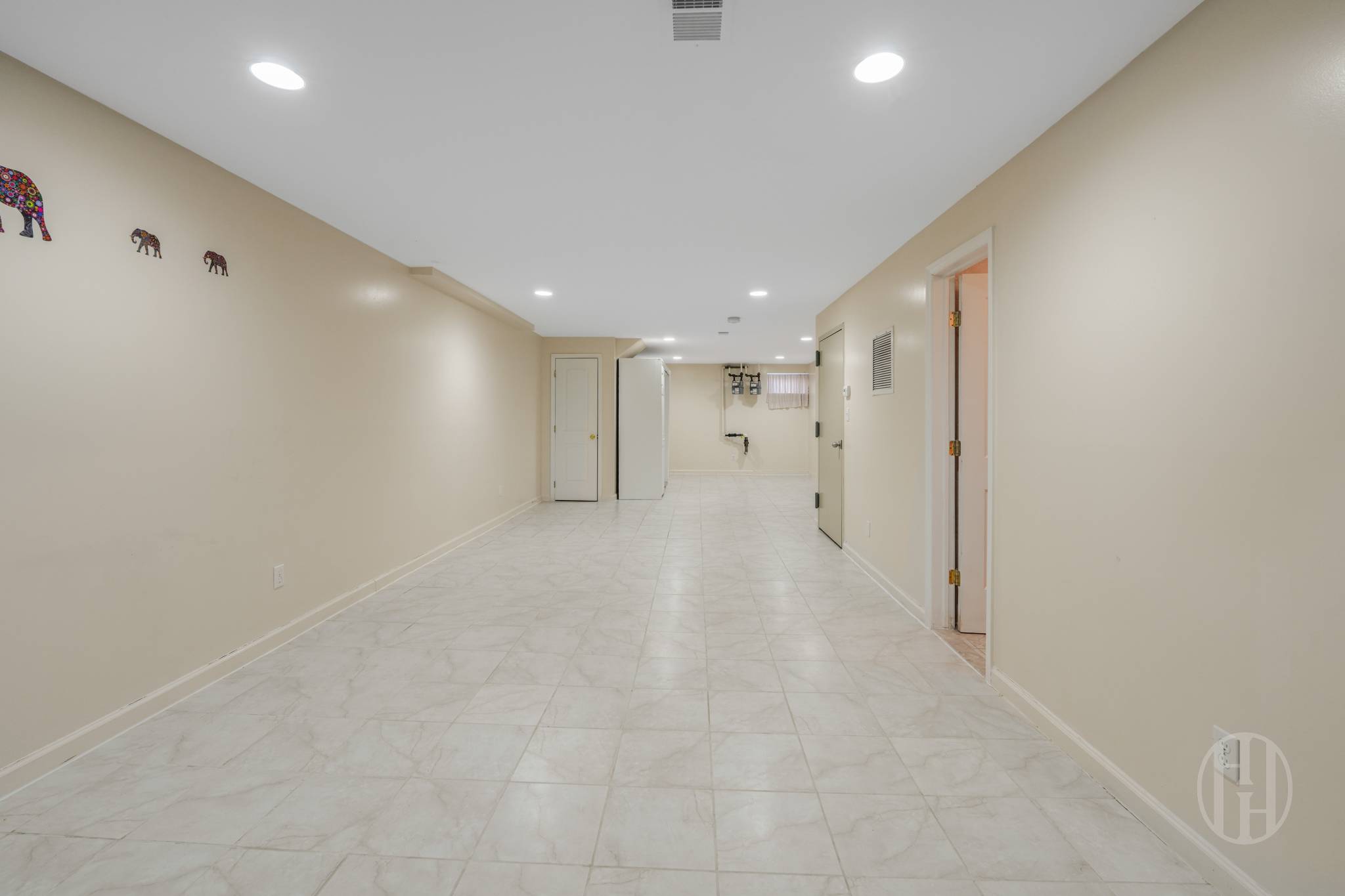 #21 photo, 88-10 70th Road, كوينز Forest Hills , NY 11375