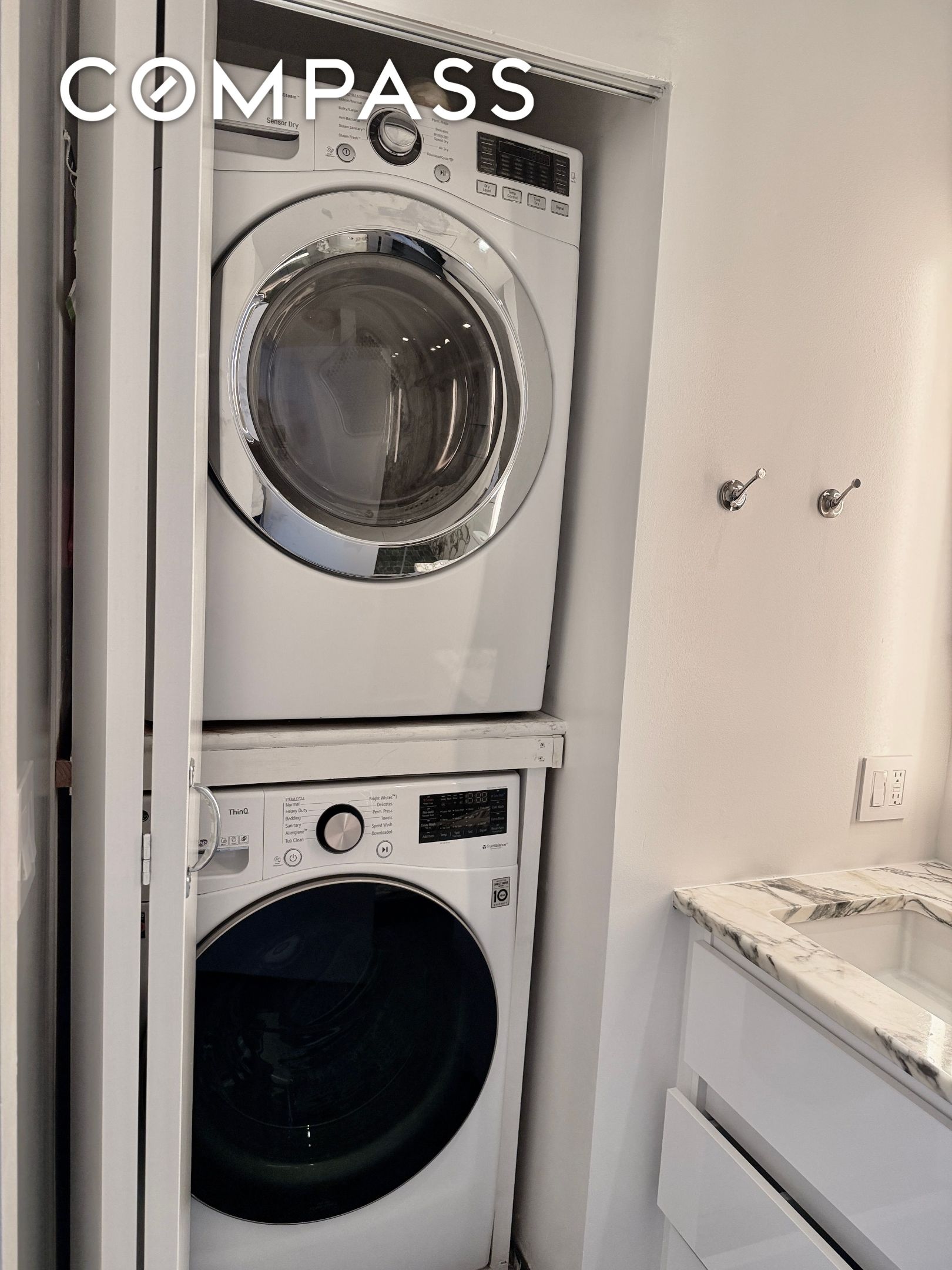 #11 photo, 57 3rd Street, ব্রুকলিন Carroll Gardens , NY 11231