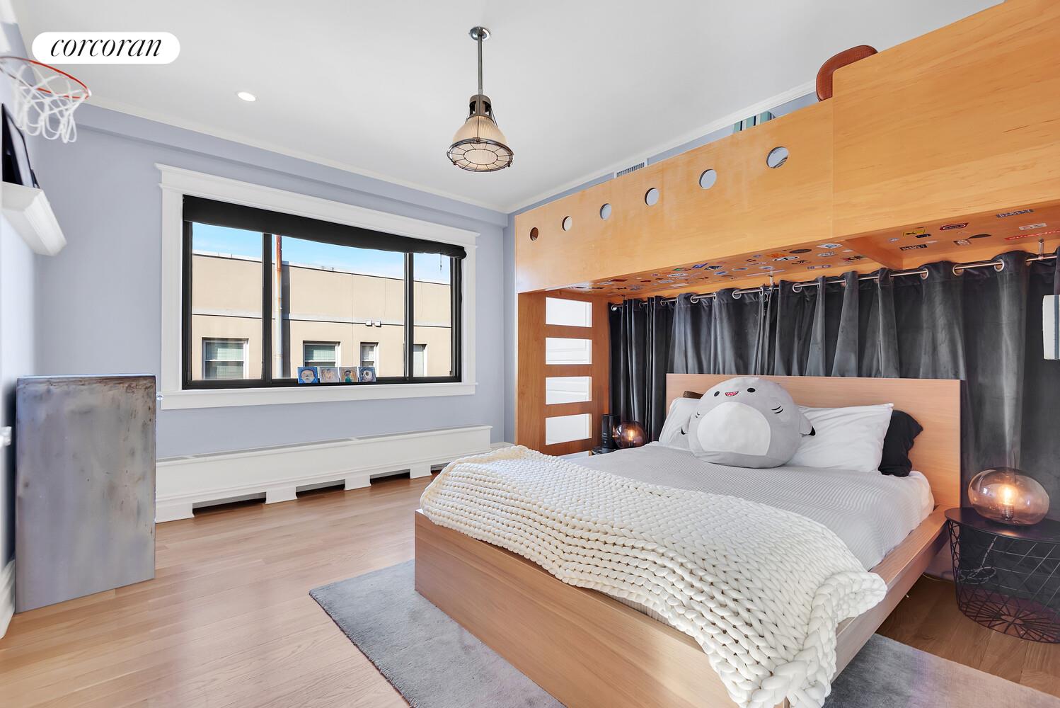 #12 photo, New York City, Upper West Side , NY 10024