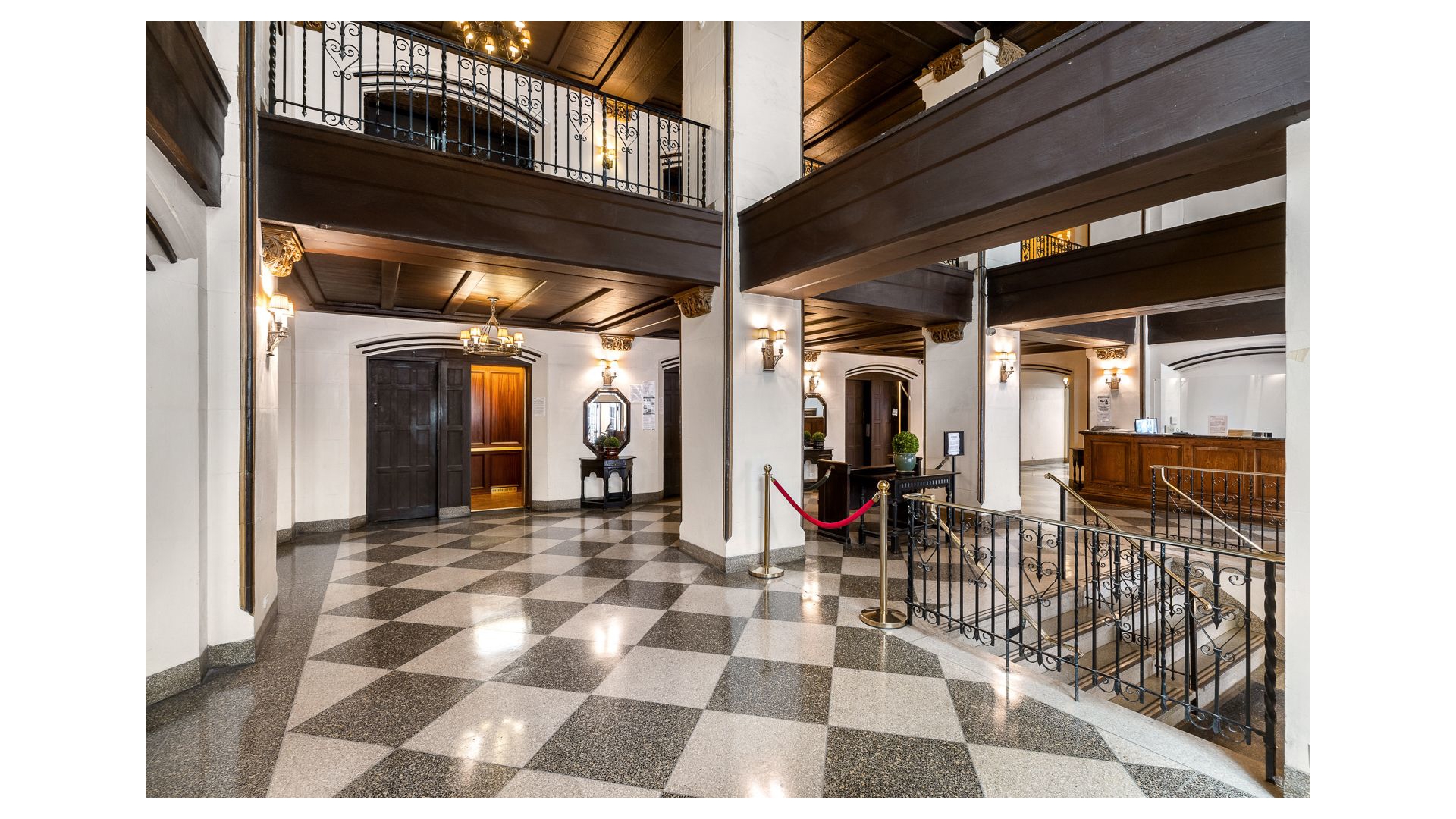 #15 photo, 320 E 42ND Street, Murray Hill , NY 10017