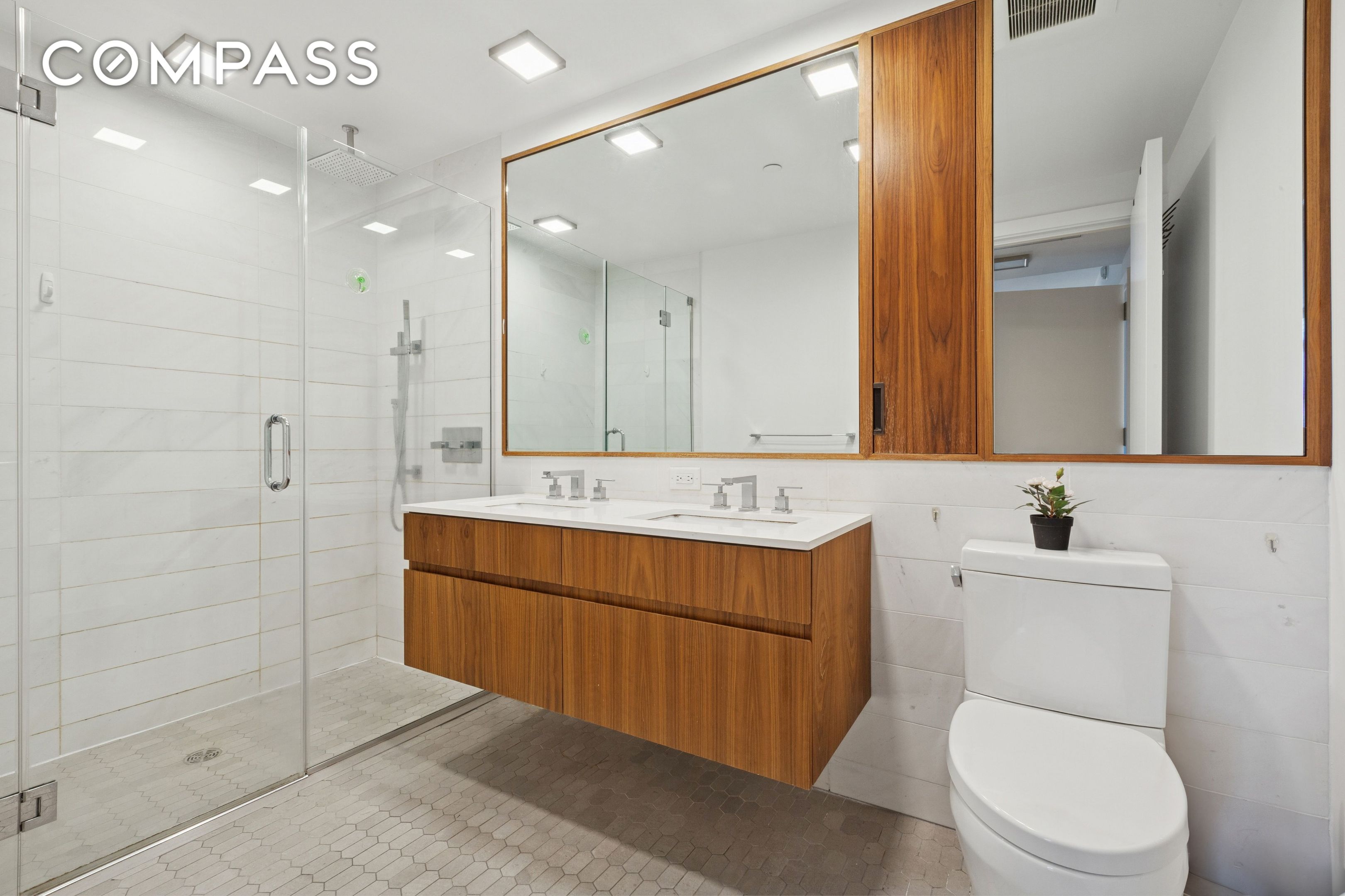 #7 photo, Brooklyn, Downtown Brooklyn , NY 11217