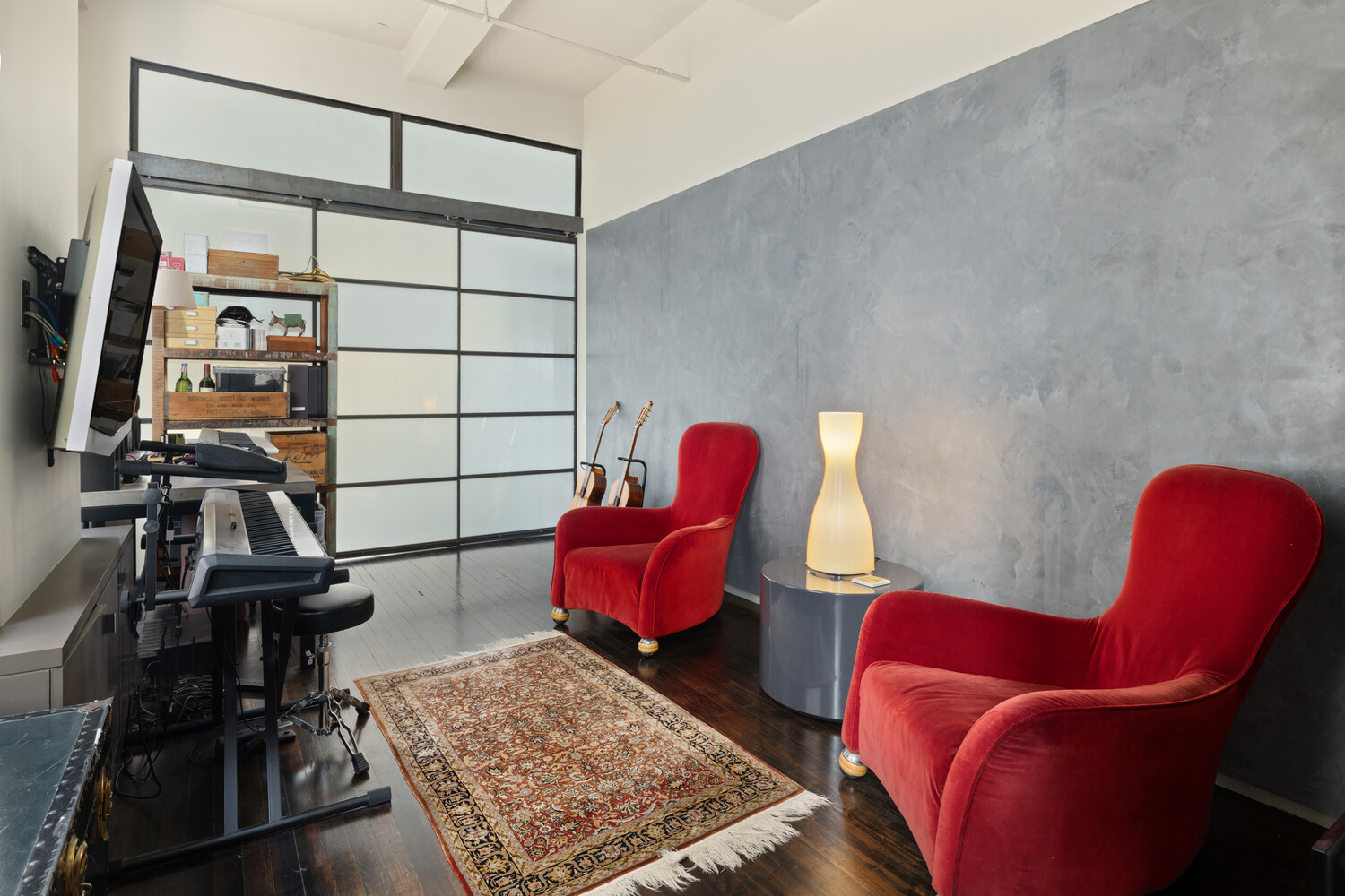 #11 photo, 116 W 29TH Street, Chelsea , NY 10001