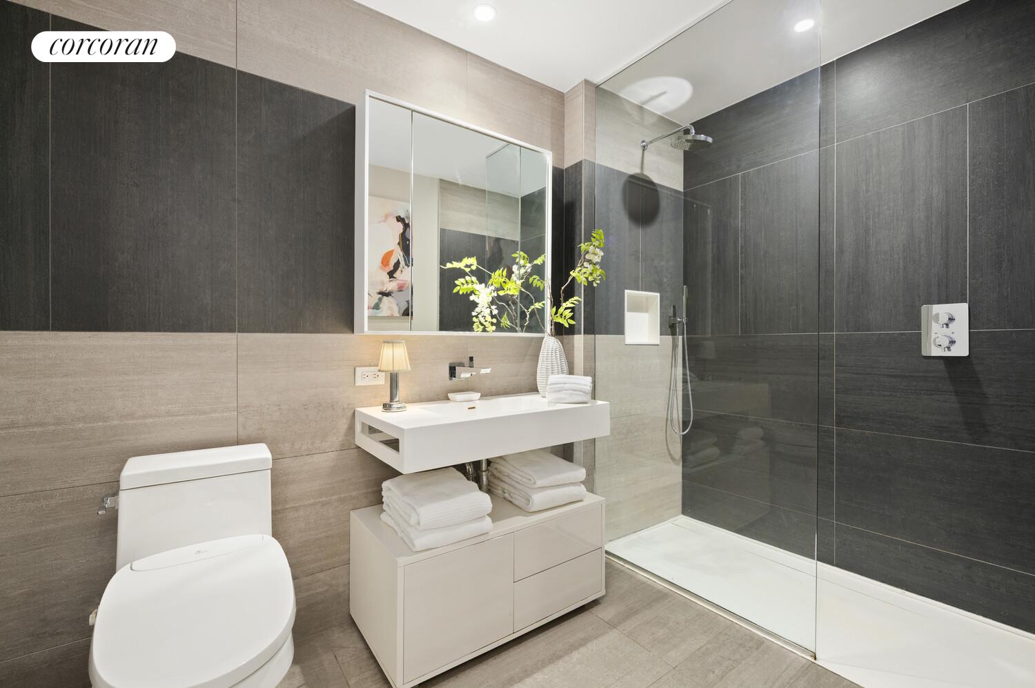 #6 photo, 540 W 49TH Street, Hell's Kitchen , NY 10019