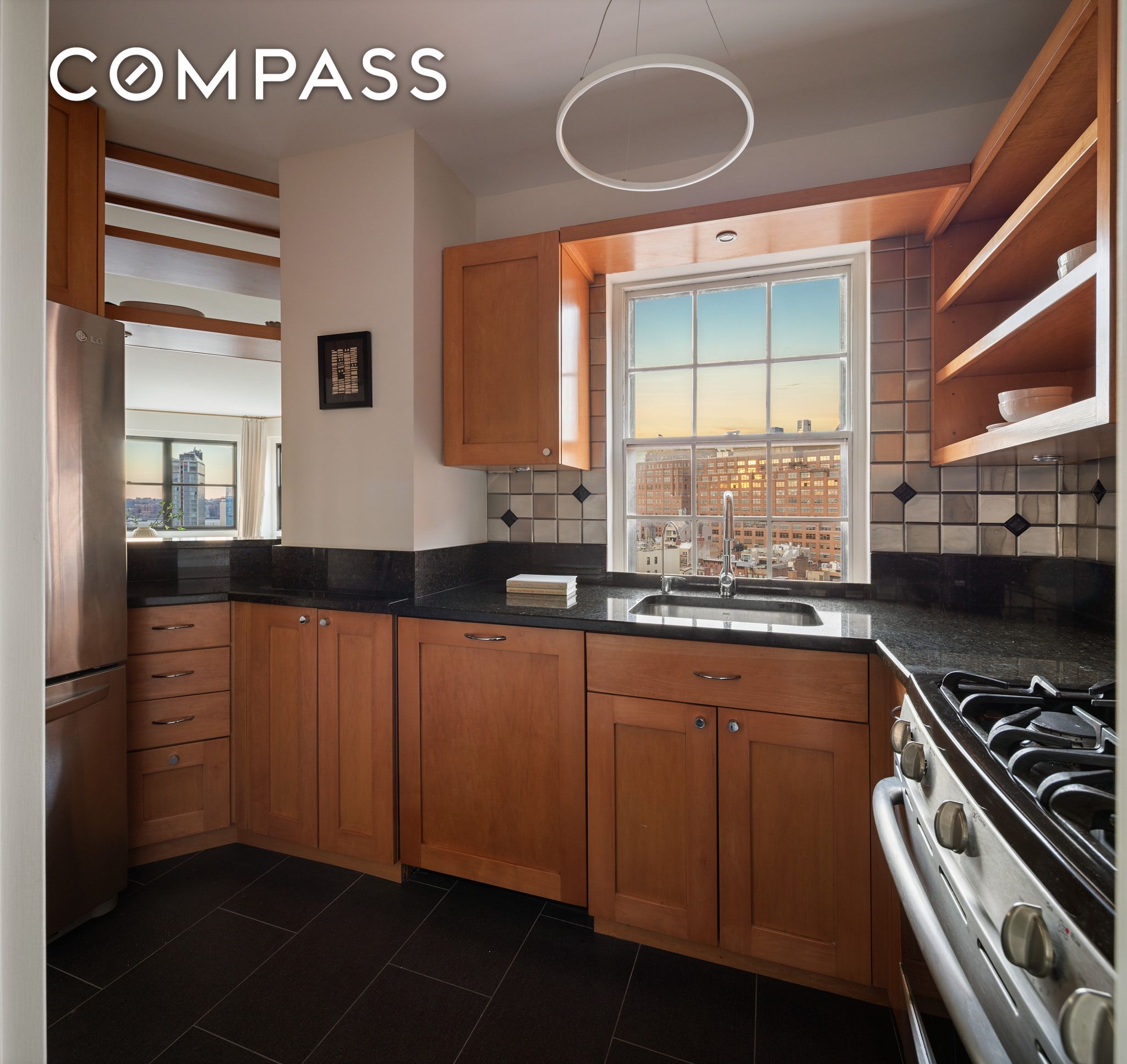 #9 photo, 31 Jane Street, Манхэттен ‖ West Village , NY 10014