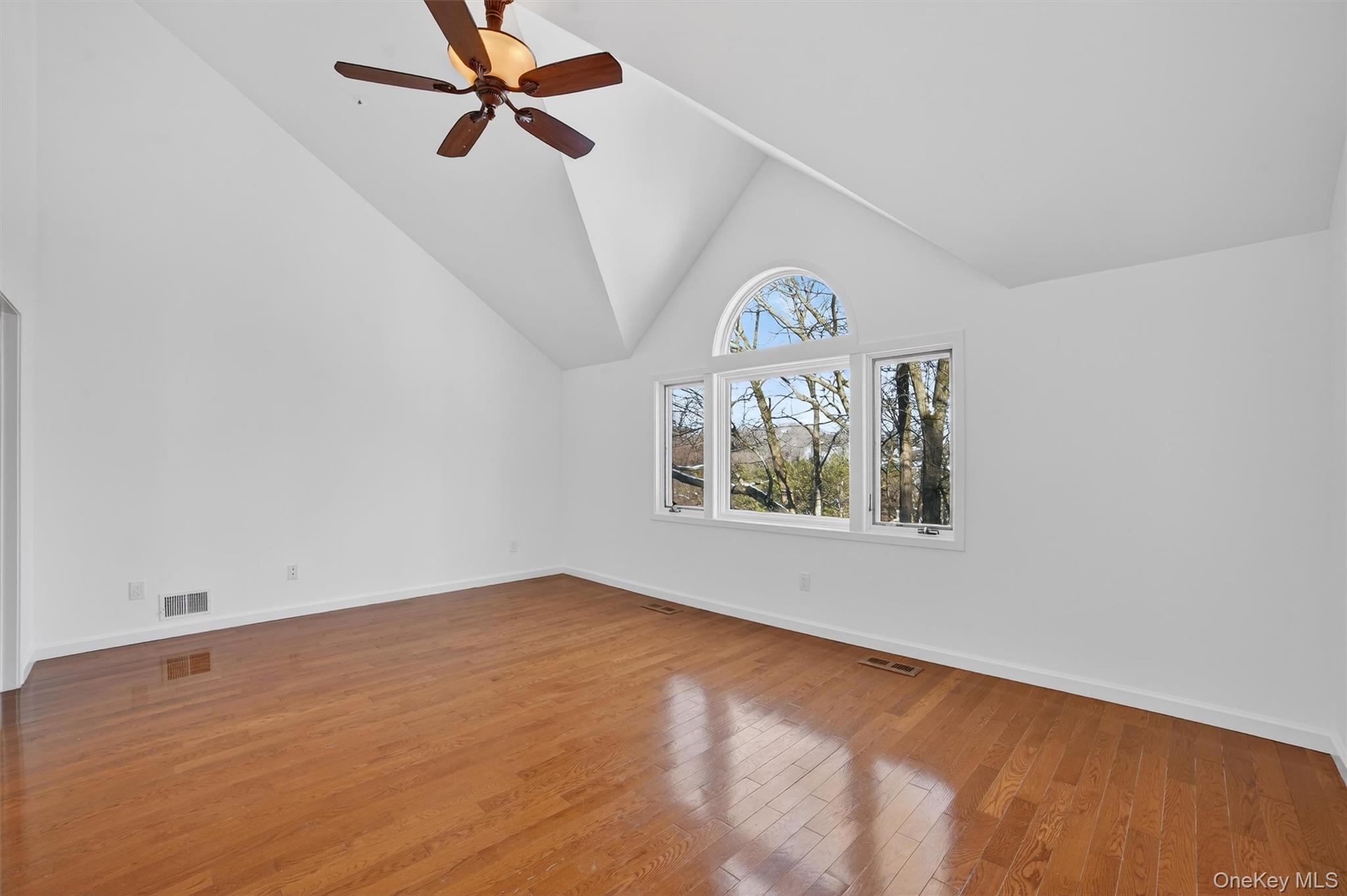 #13 photo, 57 Boulder Ridge Road, Scarsdale , NY 10583