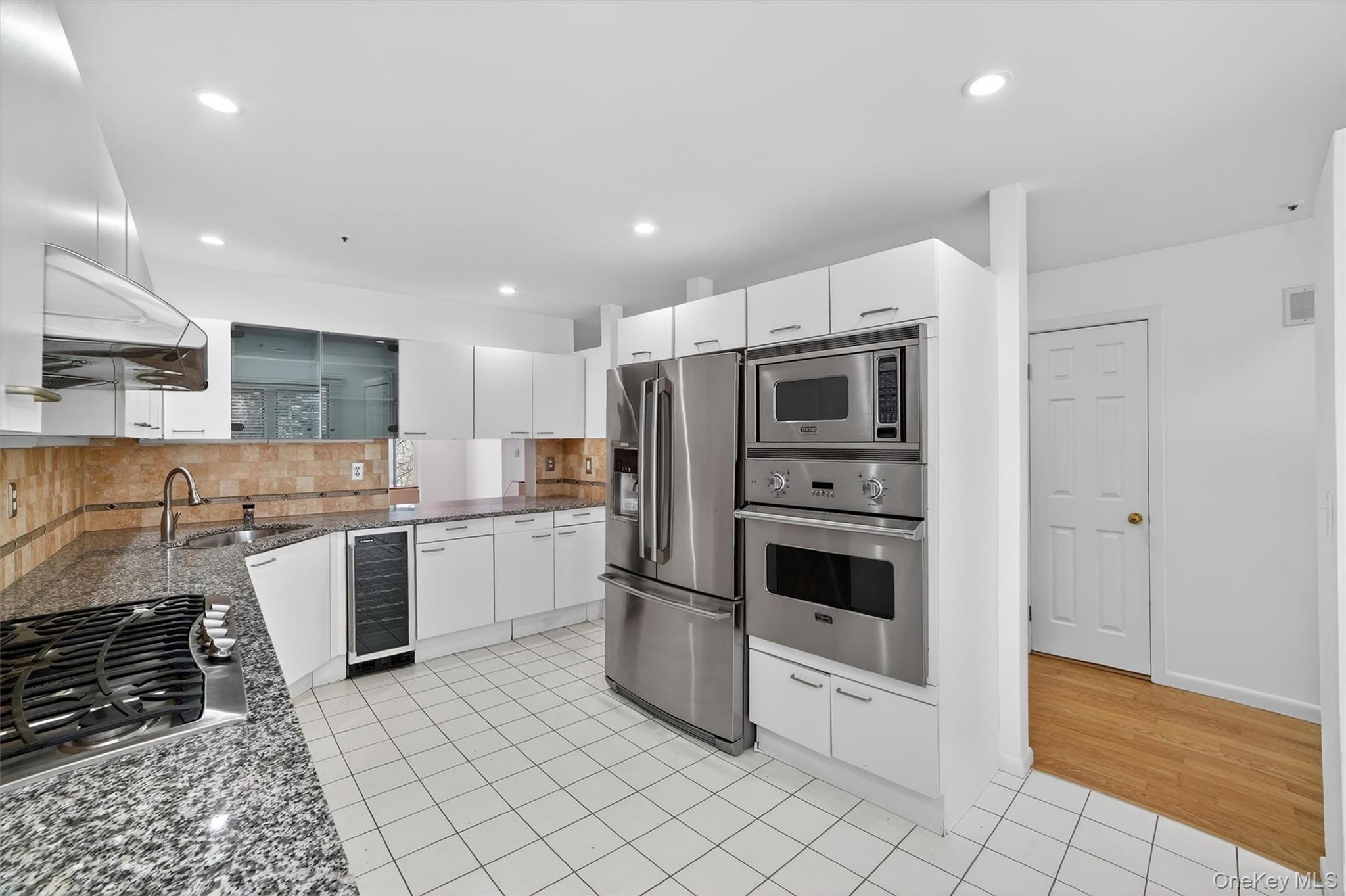 #7 photo, 57 Boulder Ridge Road, Scarsdale , NY 10583