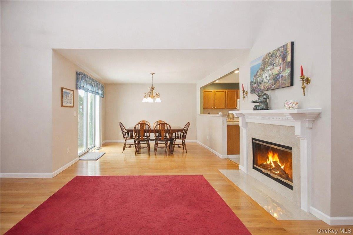 #6 photo, 4 Osborne Glen, Poughquag , NY 12570