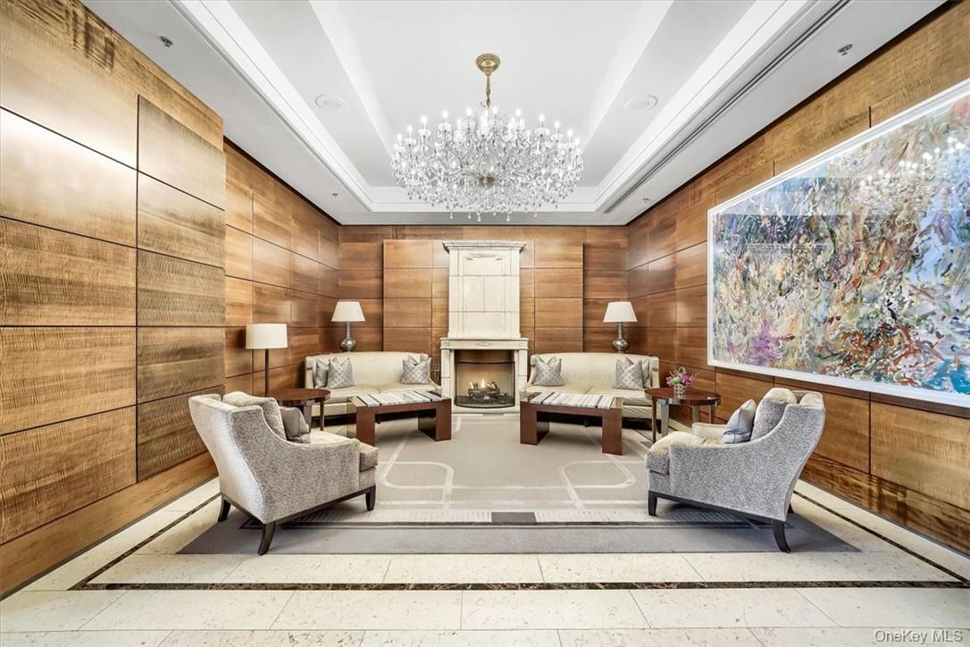 #16 photo, 1 Renaissance Square, White Plains , NY 10601