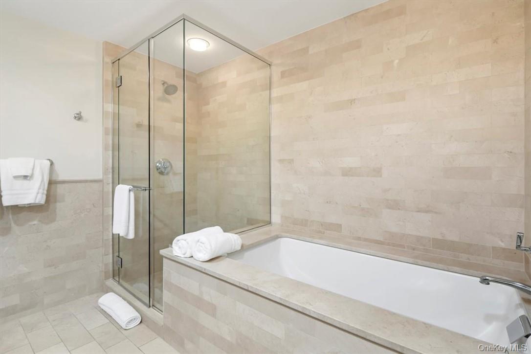 #9 photo, 1 Renaissance Square, White Plains , NY 10601