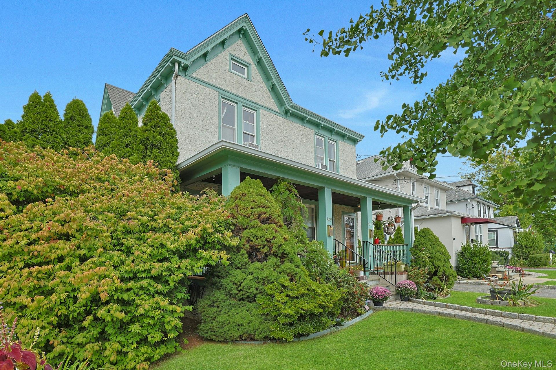 #2 photo, 431 Fourth Avenue, Pelham , NY 10803