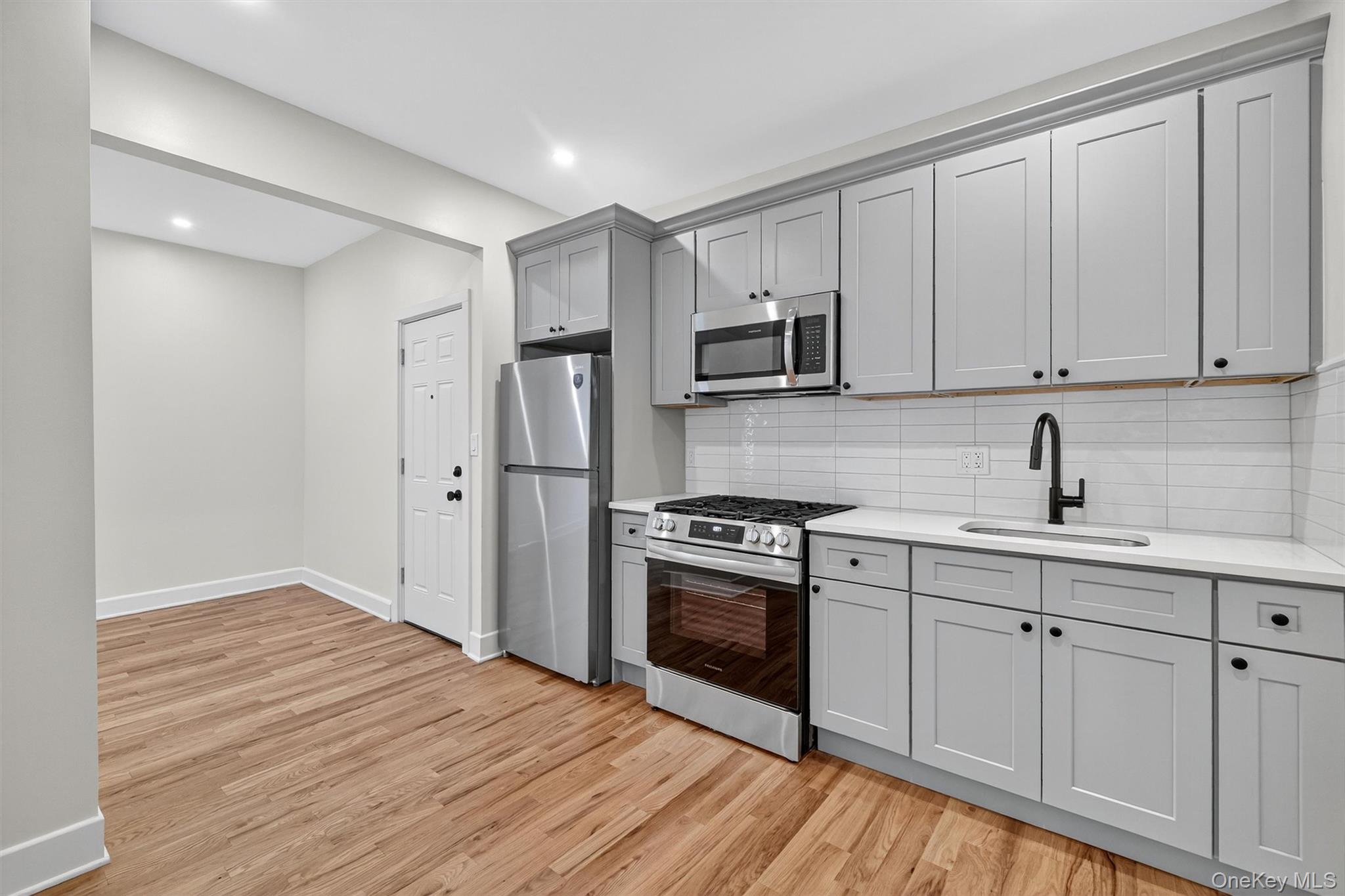 #11 photo, 79 Main Street, Ossining , NY 10562