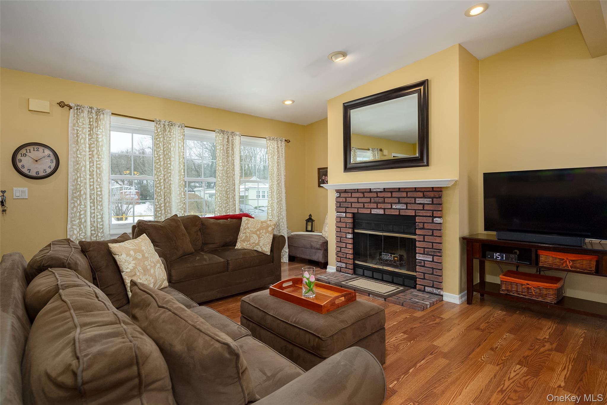 #13 photo, 7 Charles Street, Newburgh , NY 12550