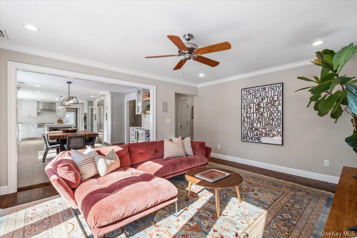 #14 photo, 9 Thomas Lane, Scarsdale , NY 10583