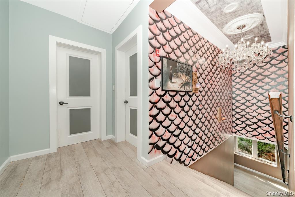 #20 photo, 28 Riverside Avenue, Amityville , NY 11701