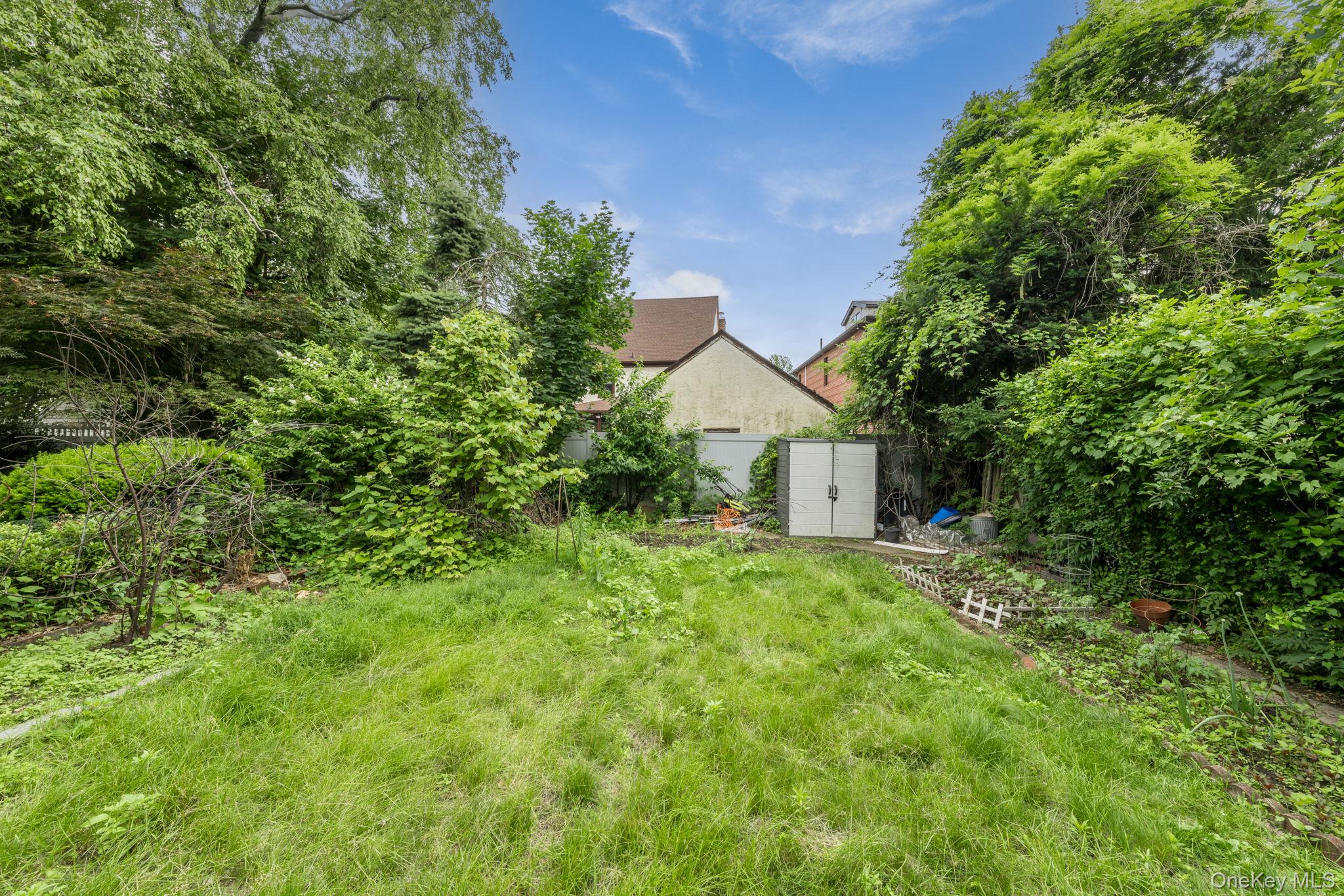 #5 photo, 85-24 Eton Street, Jamaica Estates , NY 11432