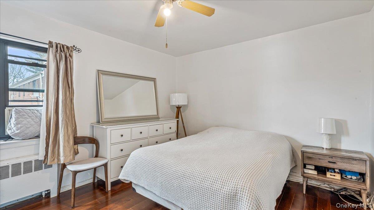 #16 photo, 73-14 Springfield Boulevard, كوينز Bayside , NY 11364