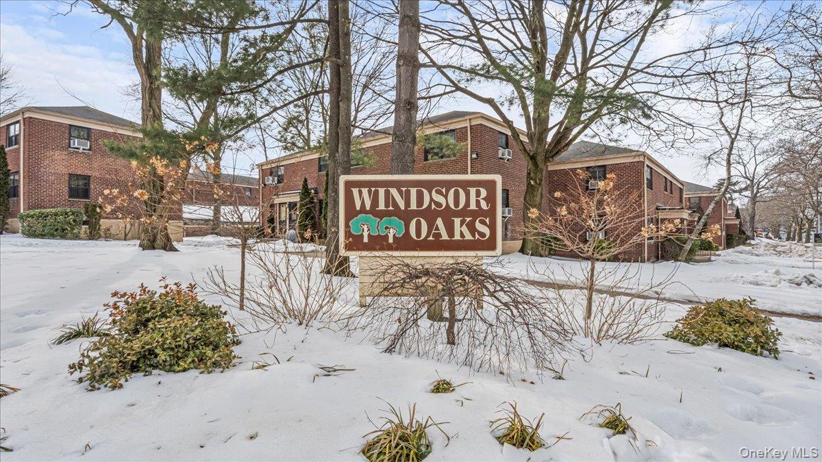 #17 photo, 73-14 Springfield Boulevard, كوينز Bayside , NY 11364