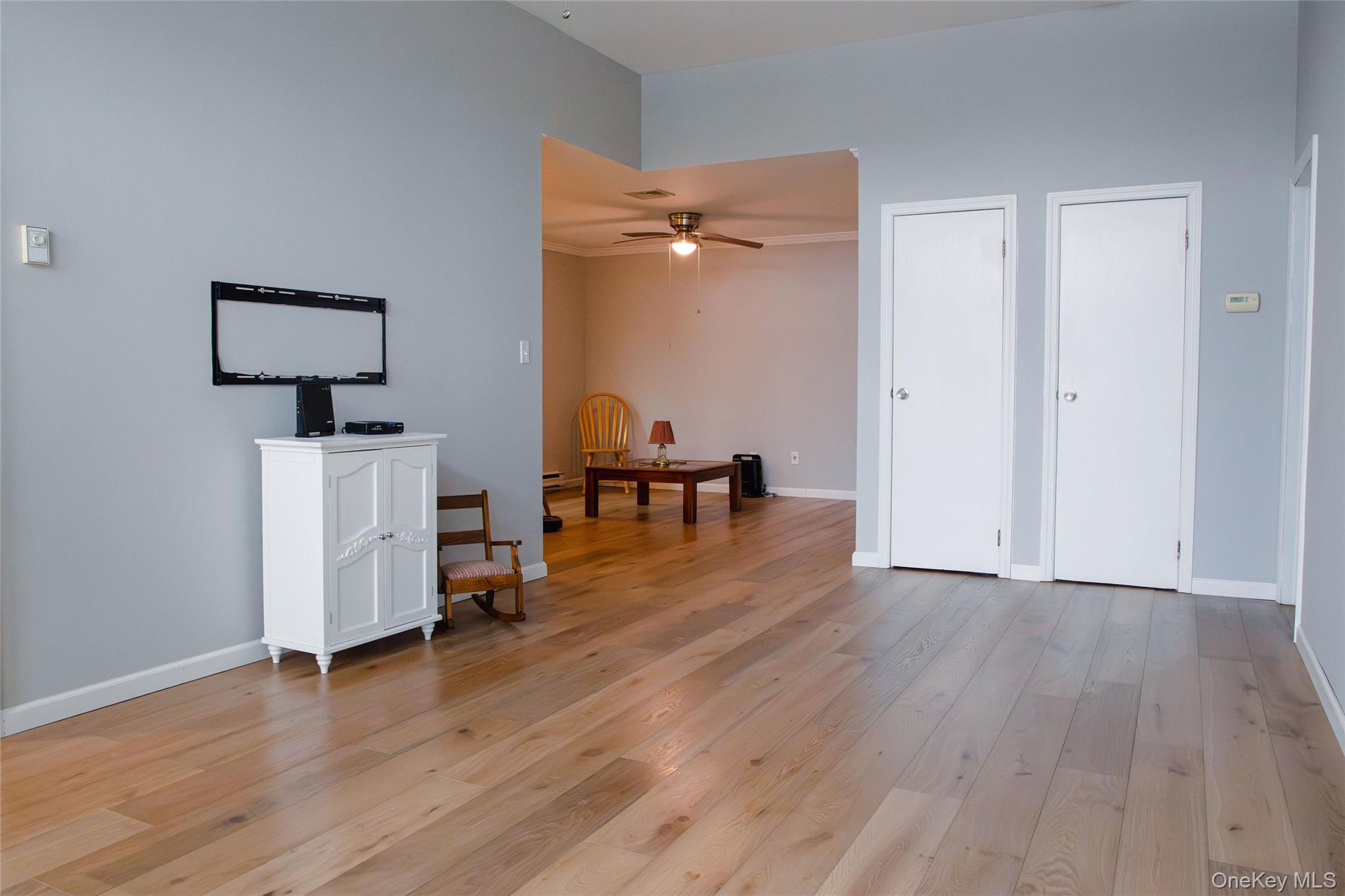 #5 photo, 1205 Gotham Drive, Saint James , NY 11780