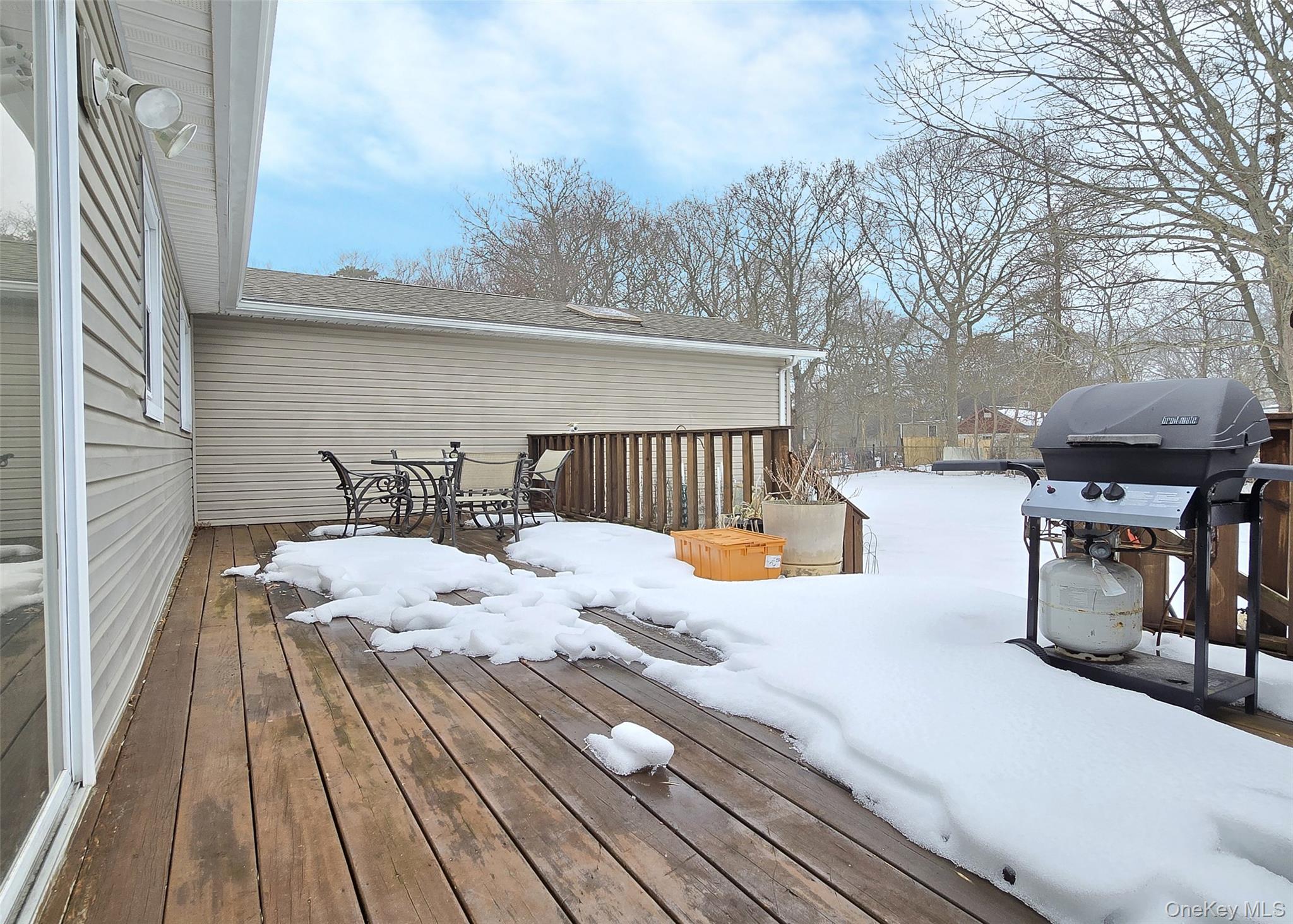 #15 photo, 143 Hawthorne Street, 东长岛 Mastic , NY 11950