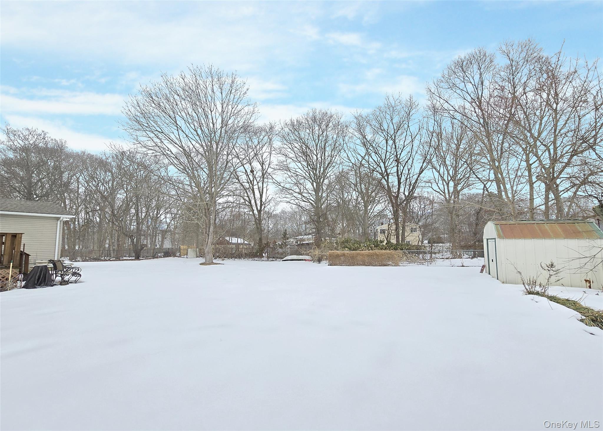 #20 photo, 143 Hawthorne Street, सफ़ोक काउंटी Mastic , NY 11950