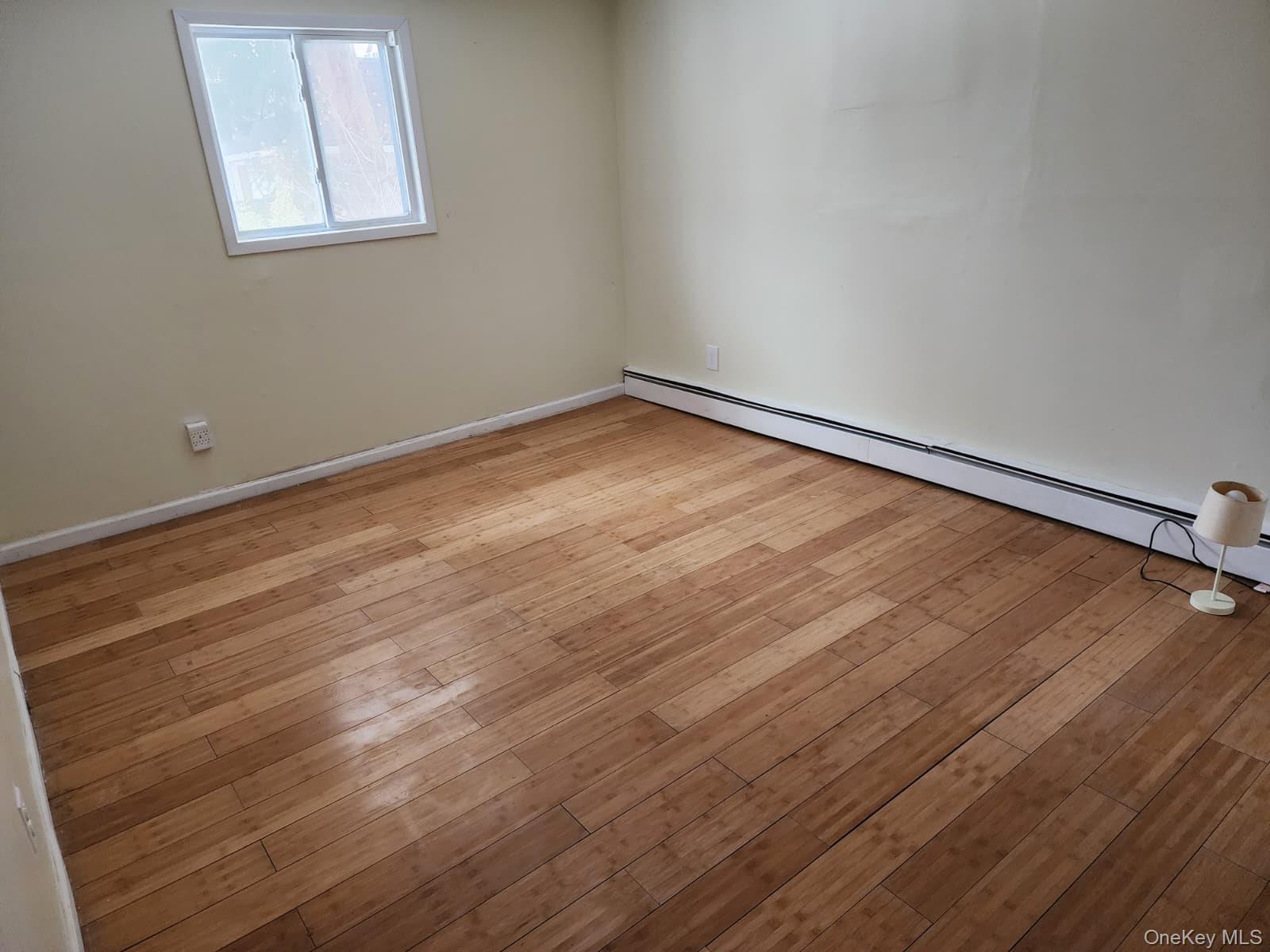 #4 photo, 1570 Kenneth Avenue, North Baldwin , NY 11510