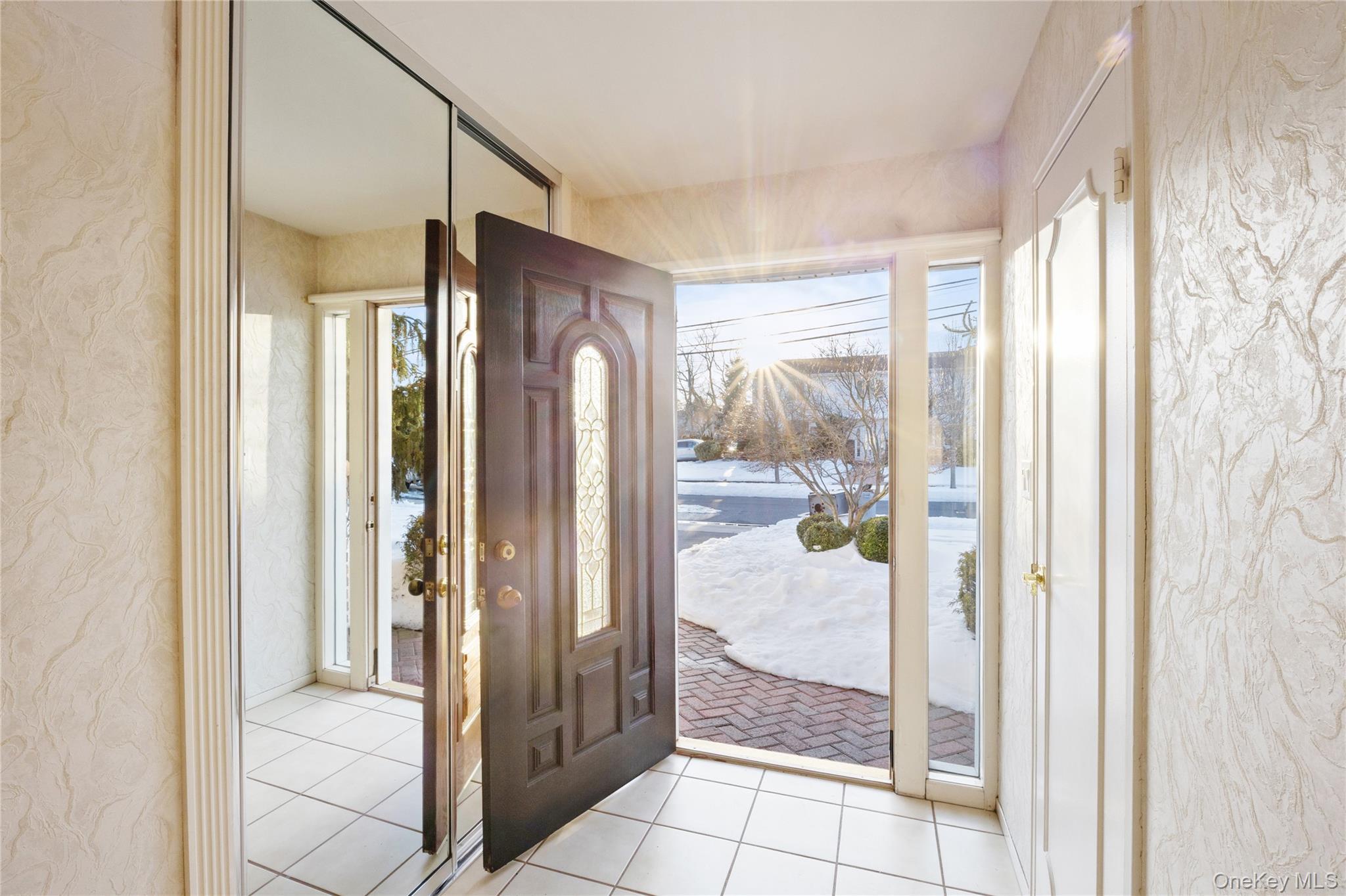 #2 photo, 1981 Cynthia Lane, Merrick , NY 11566