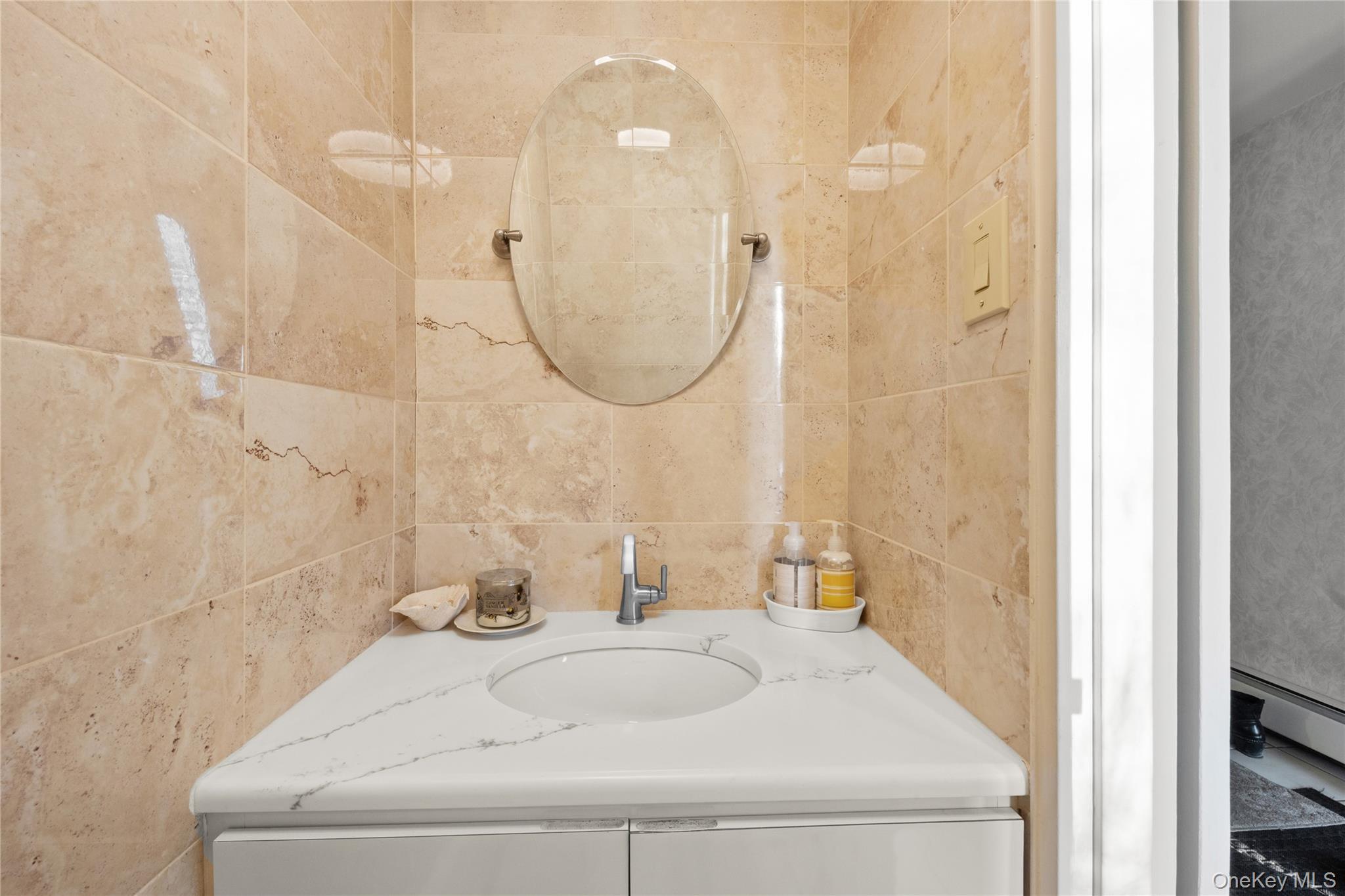 #4 photo, 1981 Cynthia Lane, Merrick , NY 11566