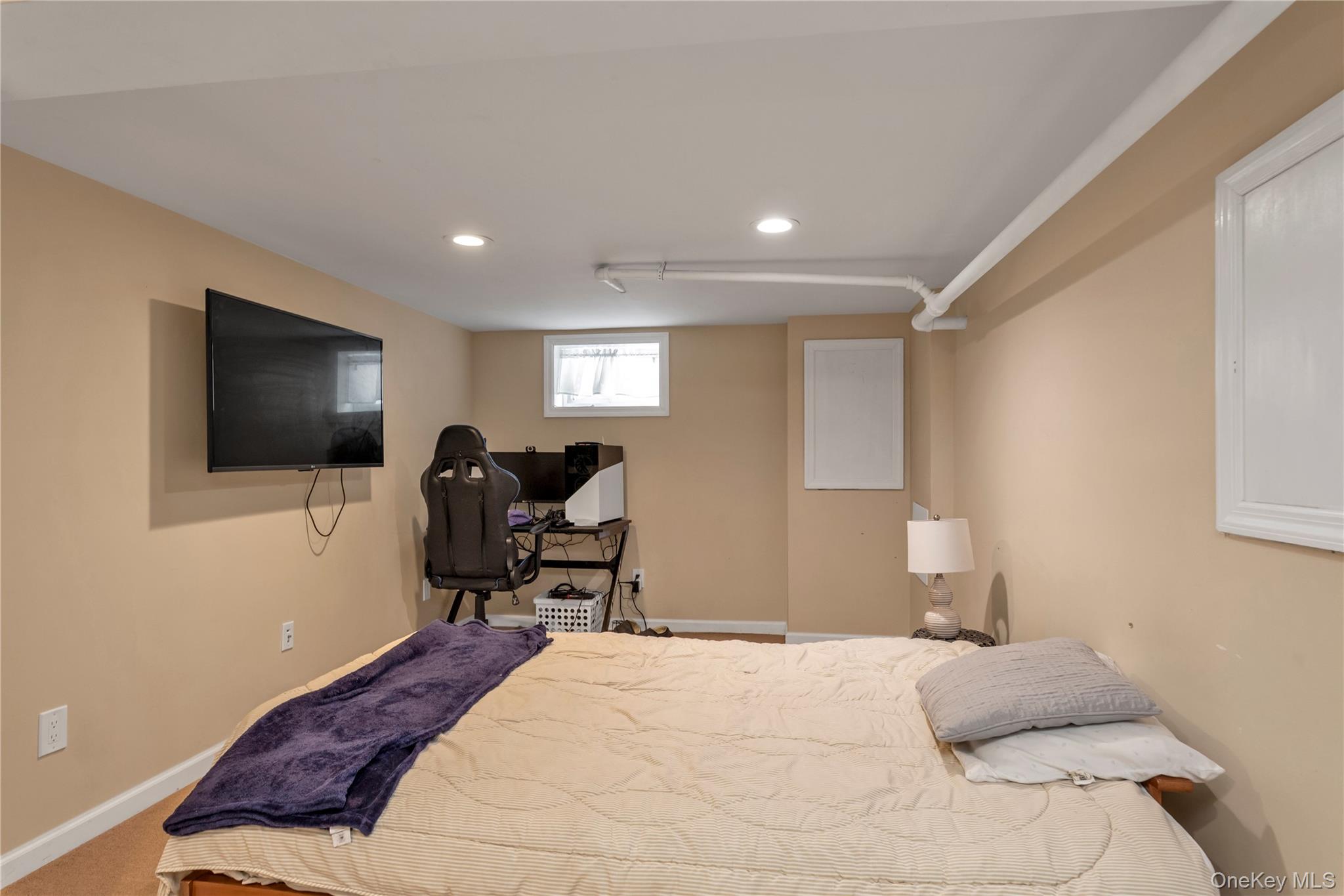 #17 photo, 1624 Berkeley Avenue, North Baldwin , NY 11510