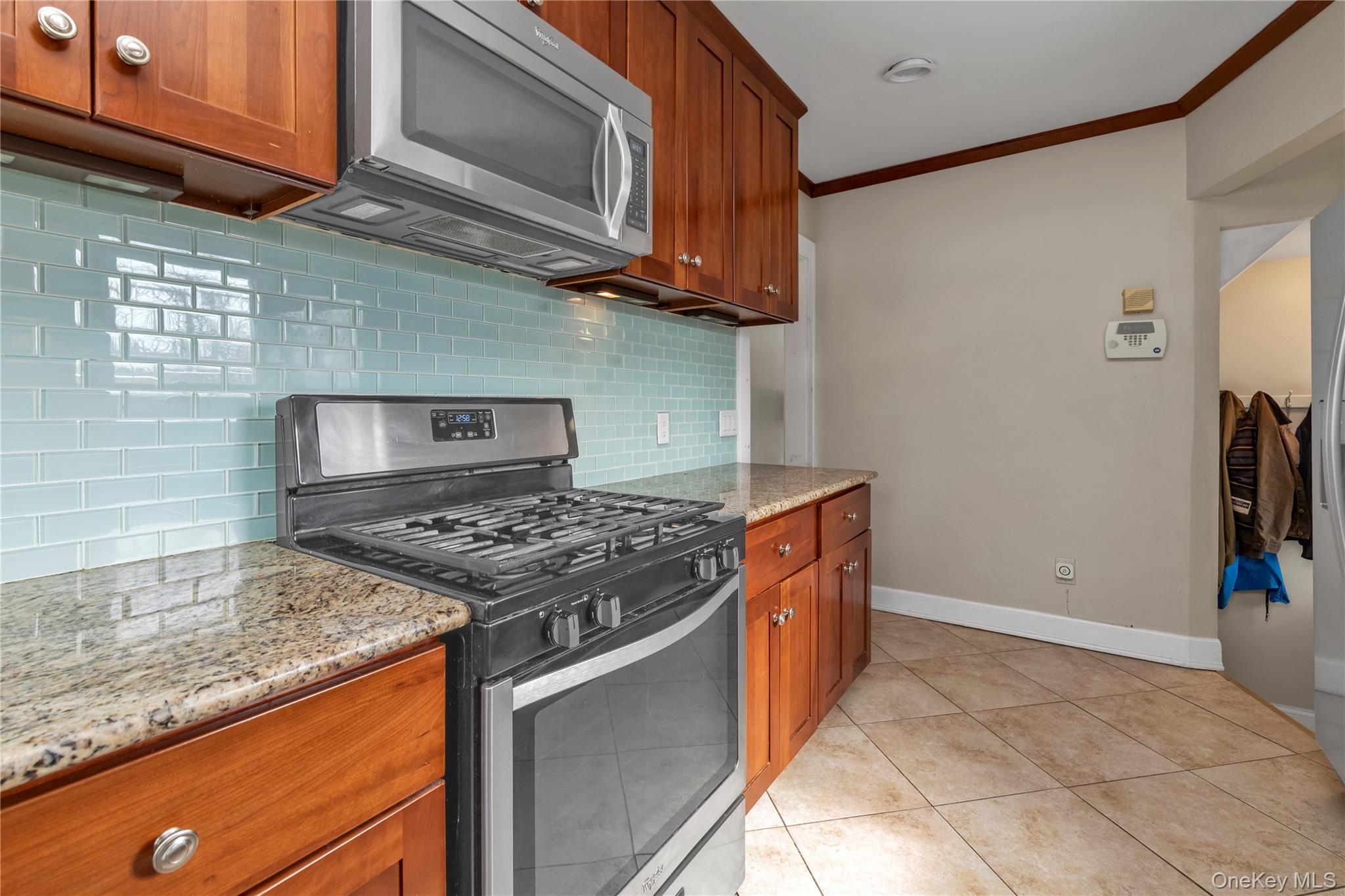 #8 photo, 1624 Berkeley Avenue, North Baldwin , NY 11510