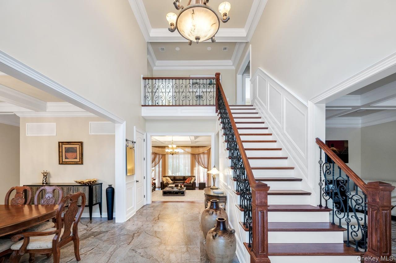 #12 photo, 42 Brayton Court, Саффолк ‖ South Setauket , NY 11720