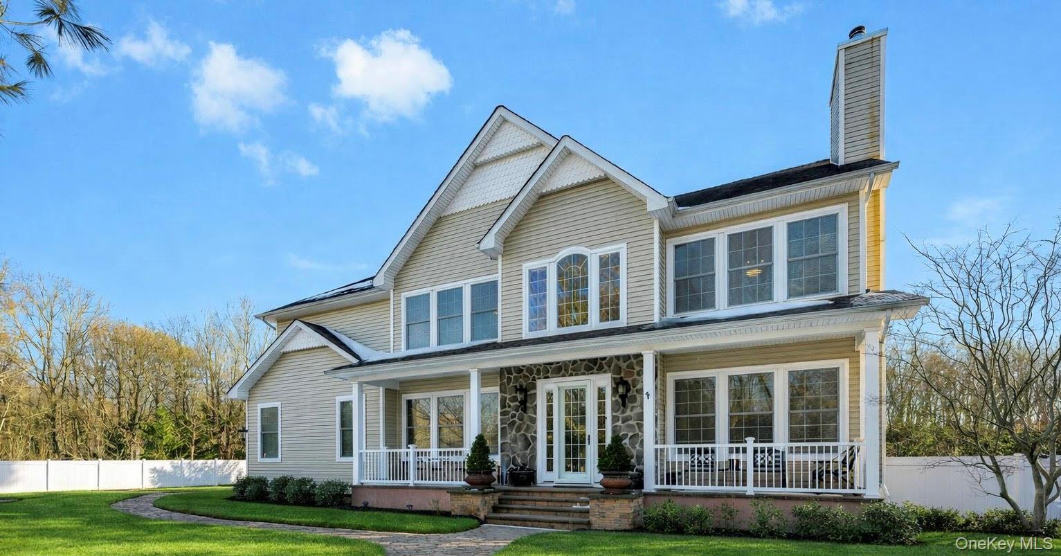 #2 photo, 42 Brayton Court, Саффолк ‖ South Setauket , NY 11720