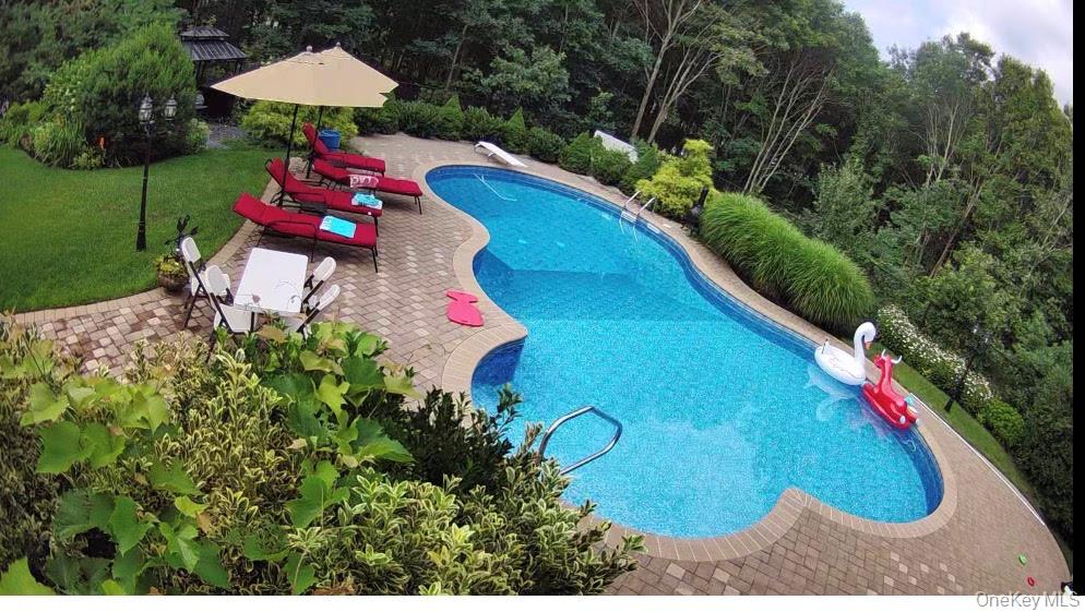 #6 photo, 42 Brayton Court, Саффолк ‖ South Setauket , NY 11720