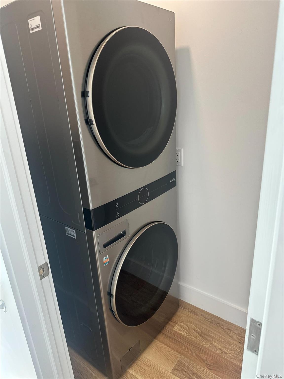 #11 photo, 18 Louisiana Street, Long Beach , NY 11561