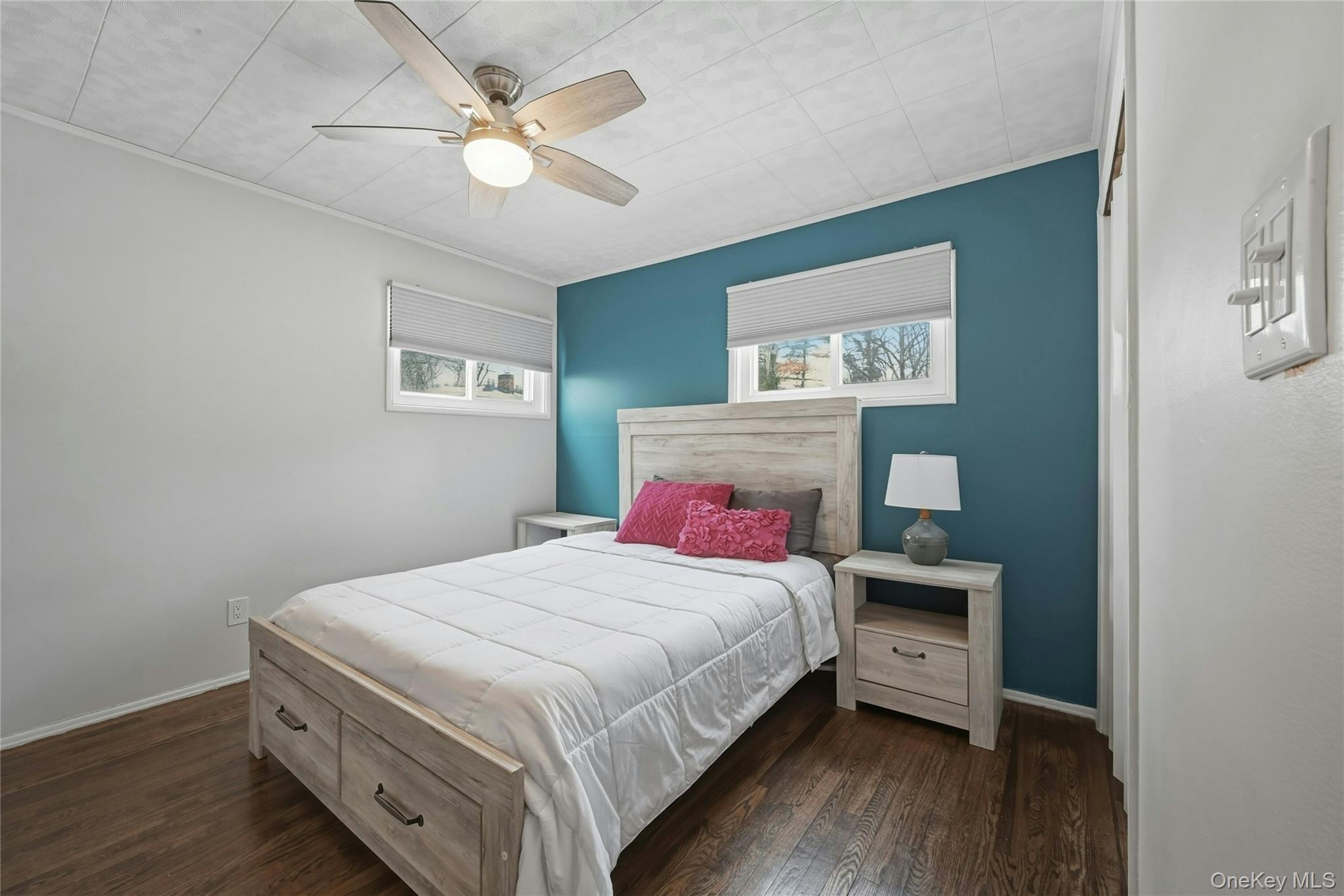 #17 photo, 94 Locust Place, East Northport , NY 11731