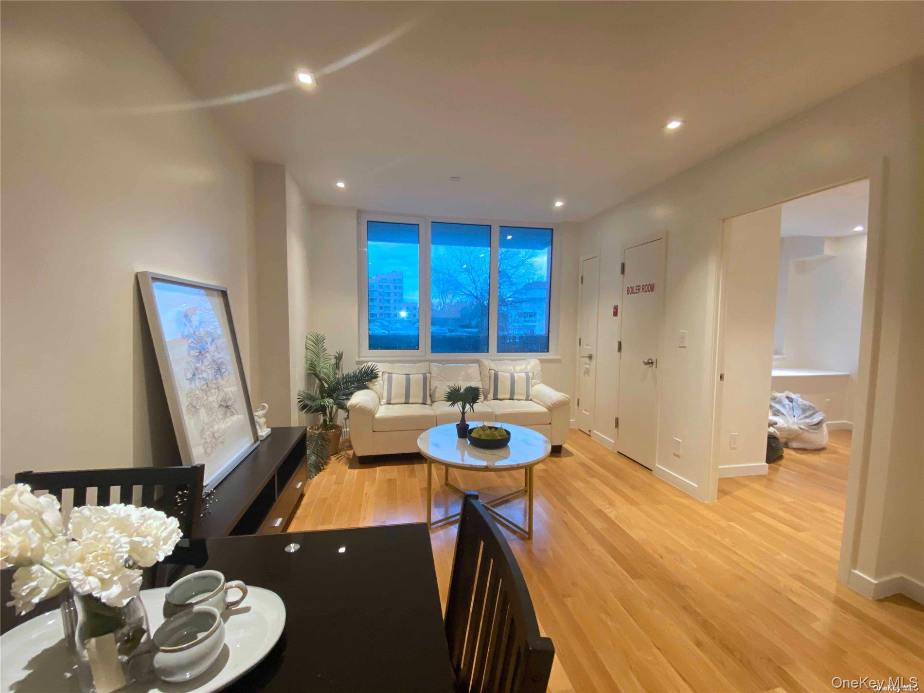 #20 photo, 42-23 Parsons Boulevard, كوينز Flushing , NY 11355