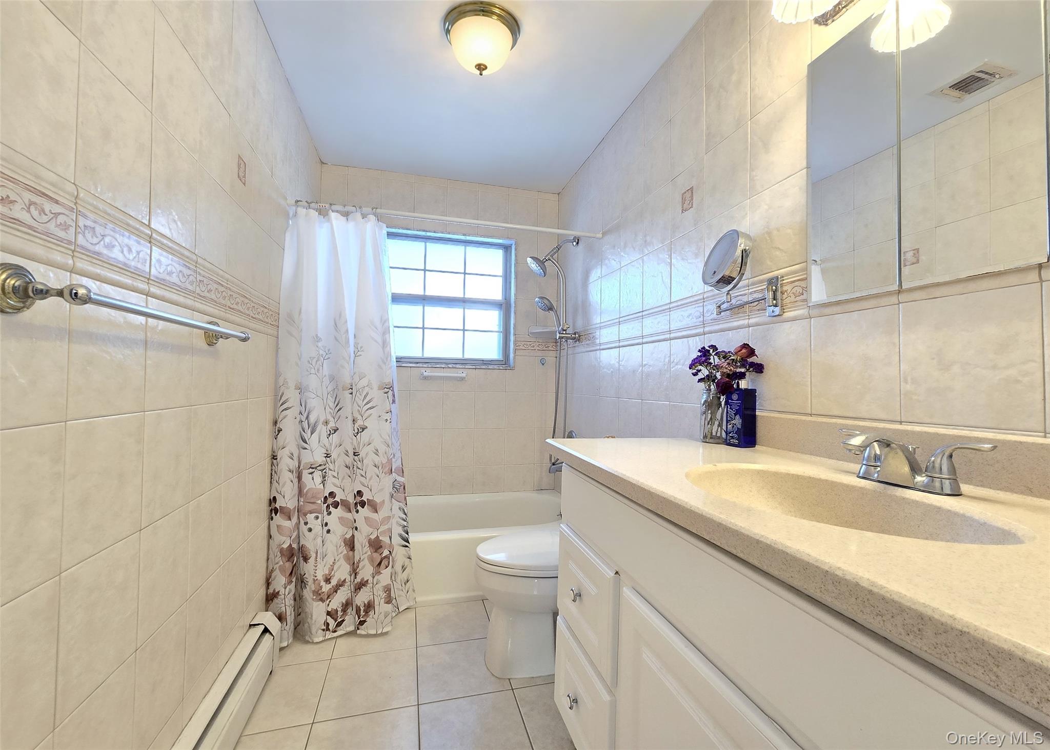 #13 photo, 167 Avenue C, מחוז סאפוק Holbrook , NY 11741