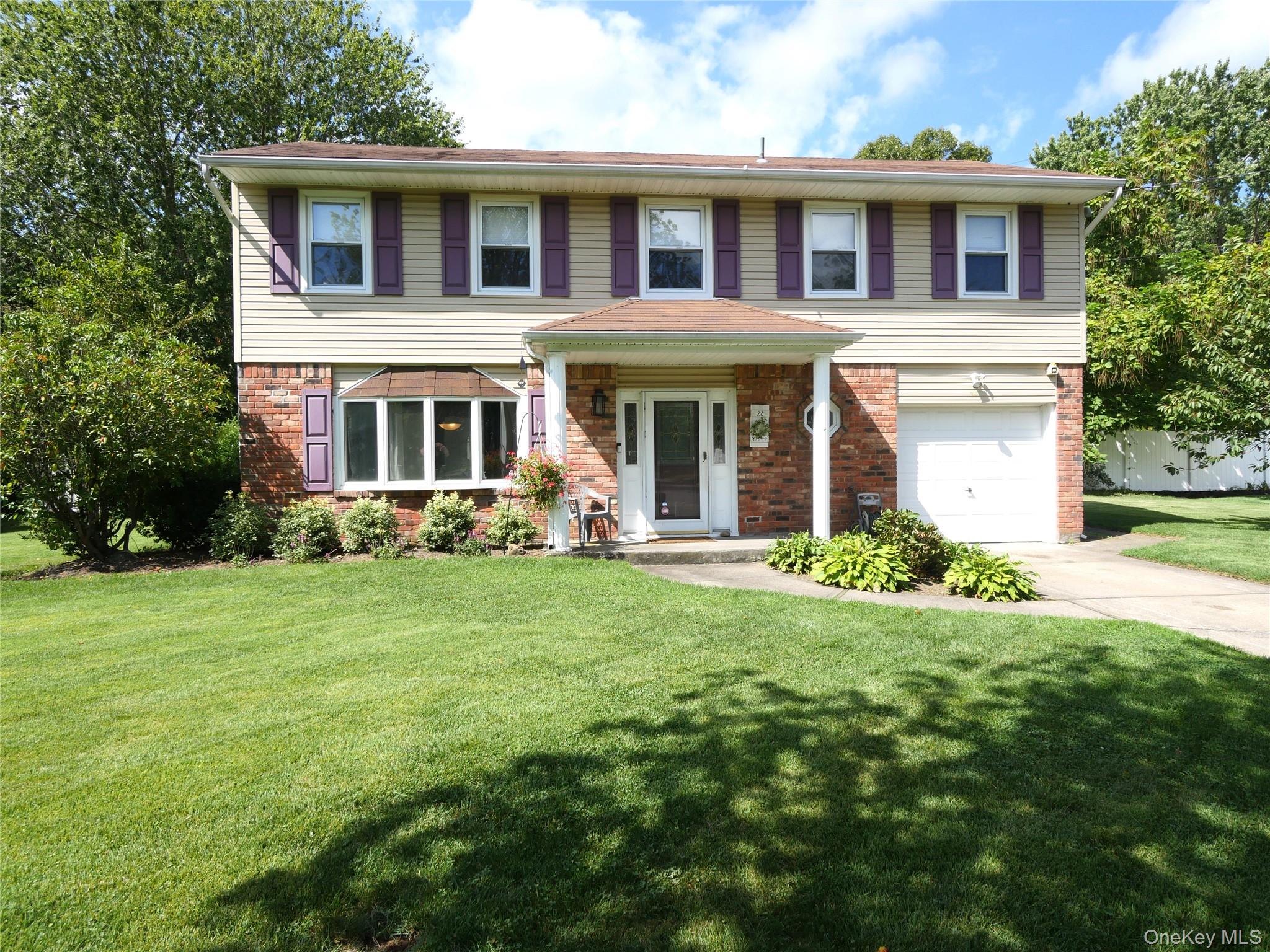 #1 photo, 28 Block Boulevard, 롱 아일랜드 Port Jefferson Station , NY 11776