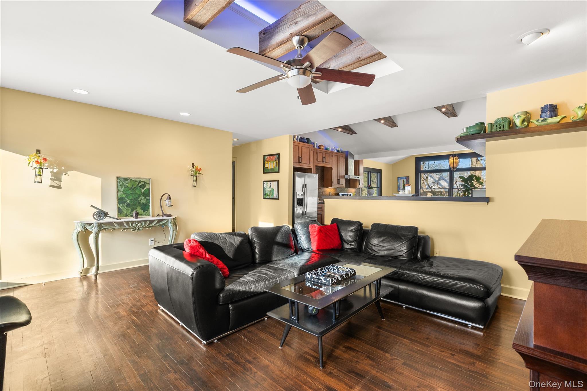 #11 photo, 50 Atlantic Avenue, East Islip , NY 11730