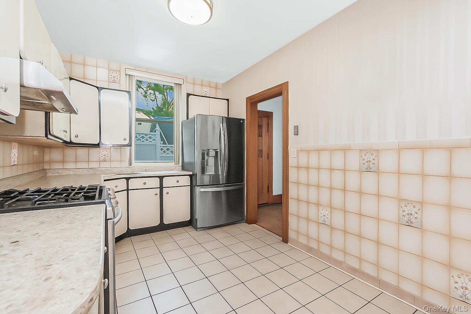 #8 photo, 7 Elaine Terrace, Yonkers , NY 10701