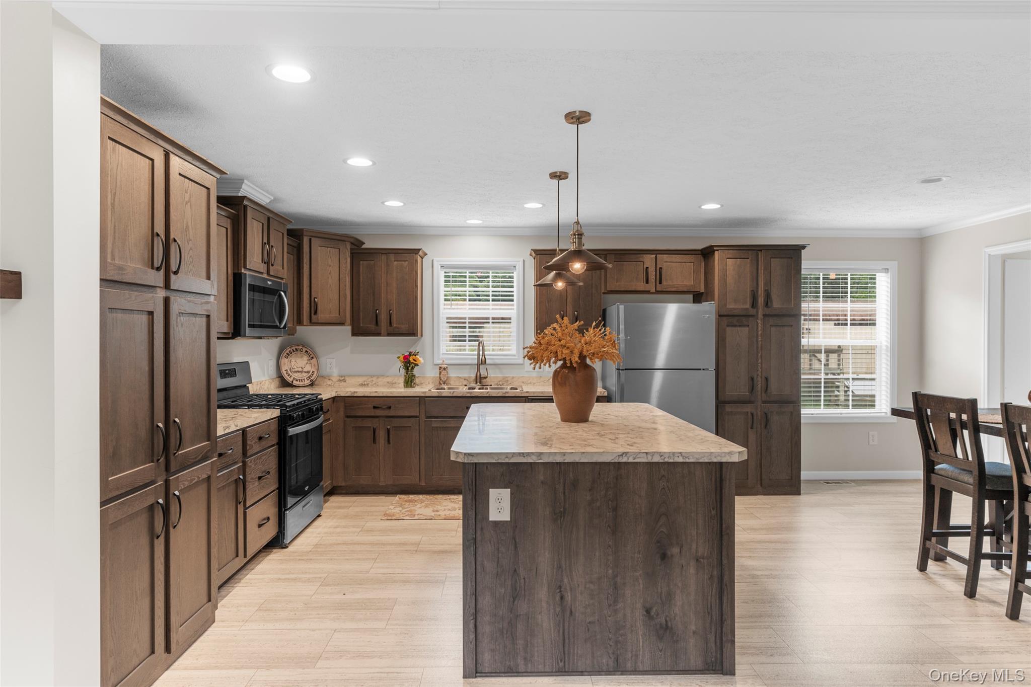 #7 photo, 242 Ruby, Kingston , NY 12401