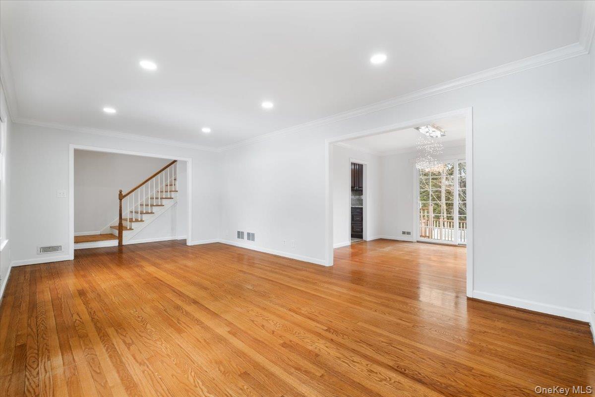 #7 photo, 182 Madison Road, Scarsdale , NY 10583